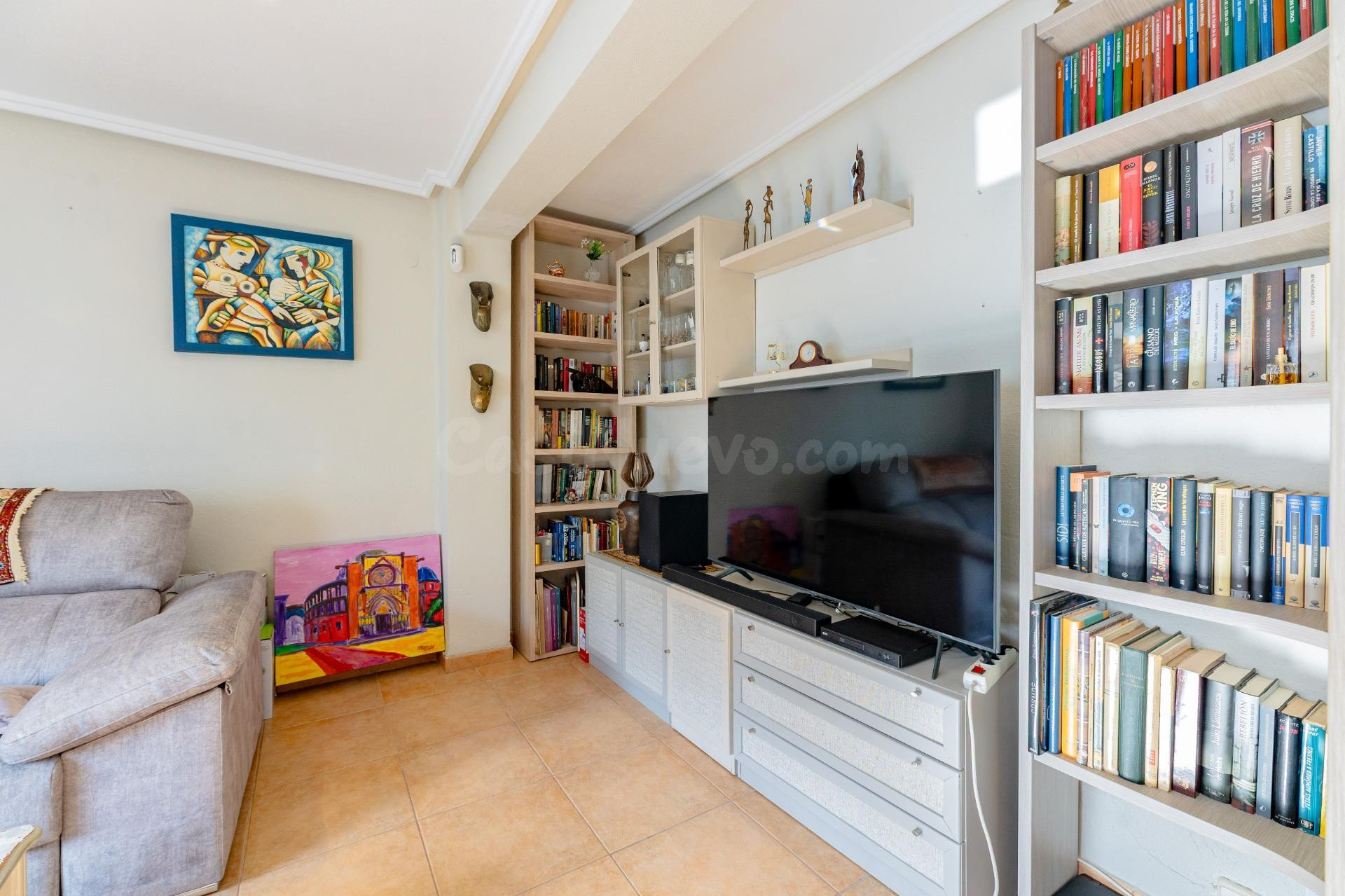 Oportunidad en Trinitat: 7º piso con mucha luz, espacio opti - foto 5