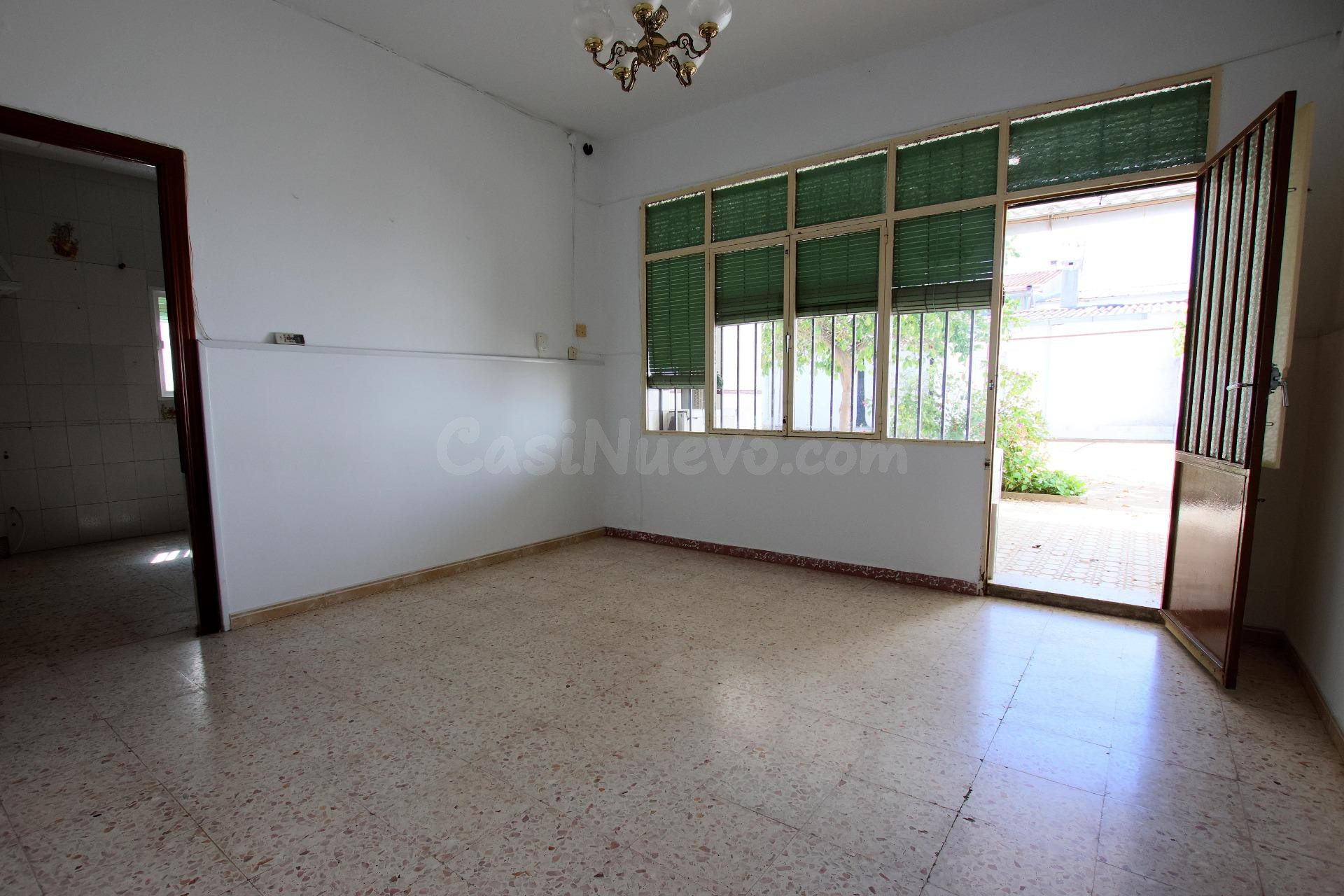 Casa de planta baja en Puebla de la Calzada - ¡Tu Nuevo Hoga - foto 3