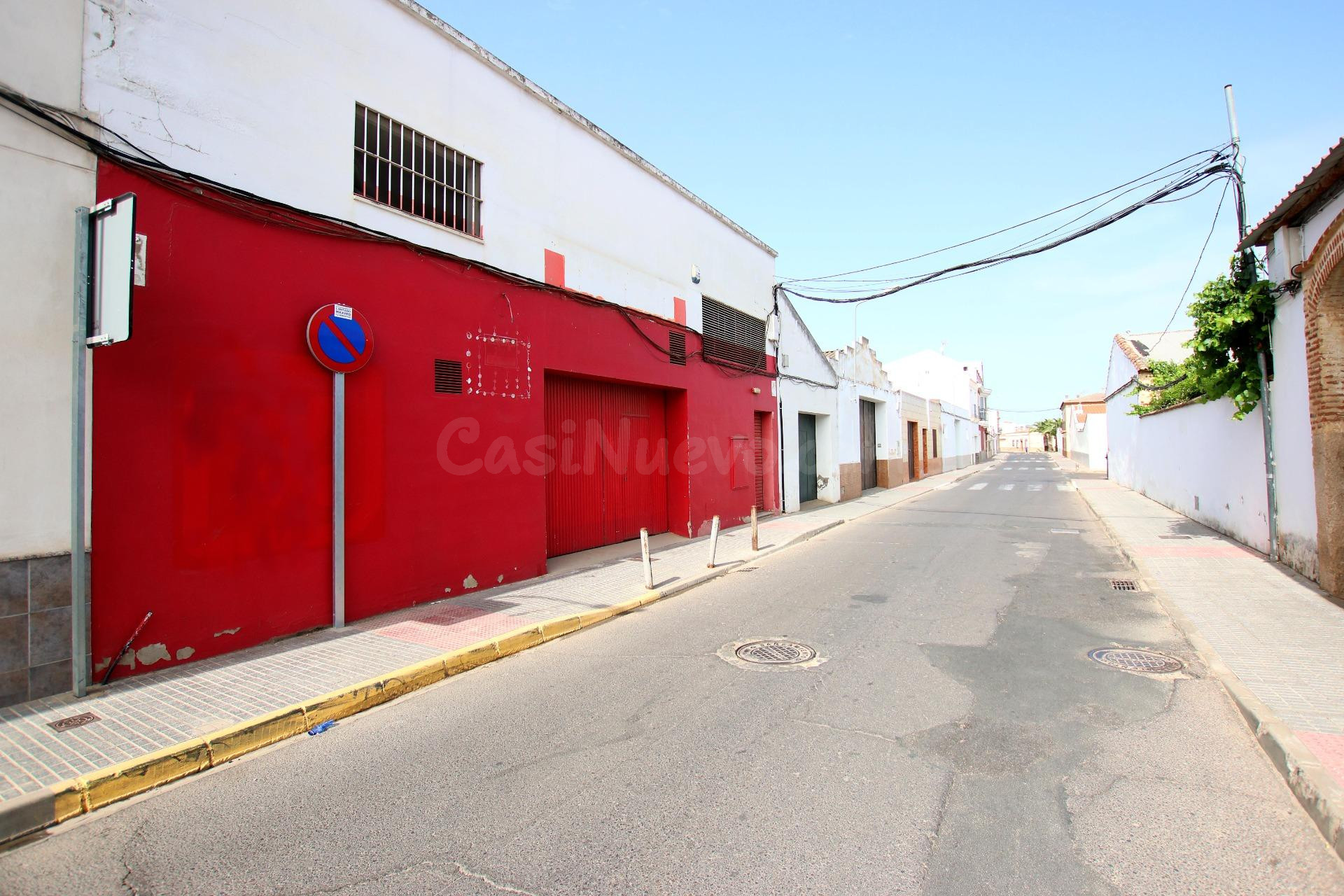 Local comercial próximo al centro de Puebla de la Calzada