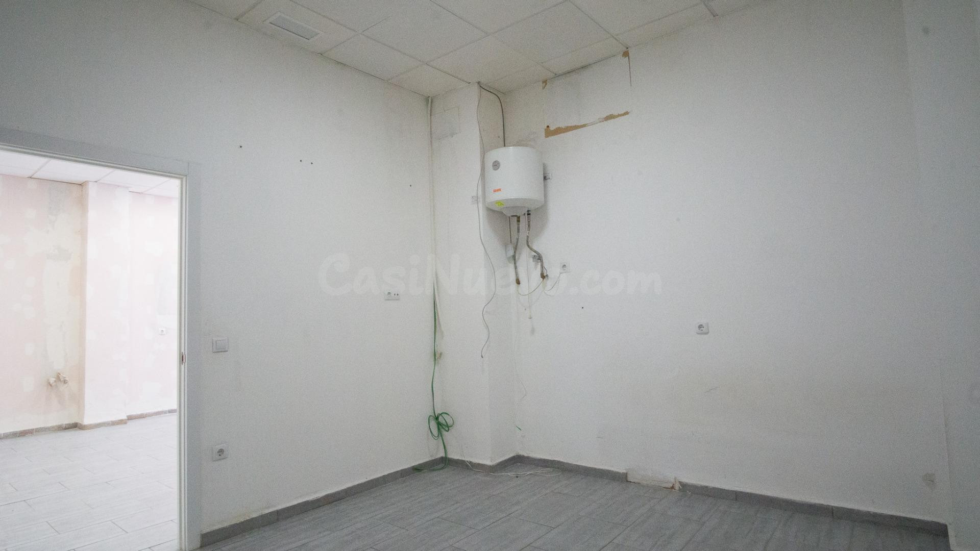 Local comercial en Gran Avenida de Elda. - foto 5