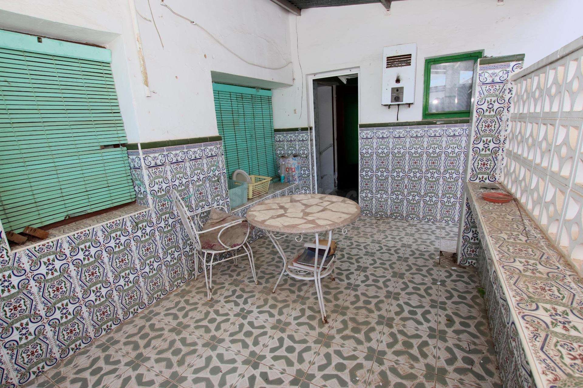 Casa con amplio patio y muchas posibilidades en Lobón - foto 3