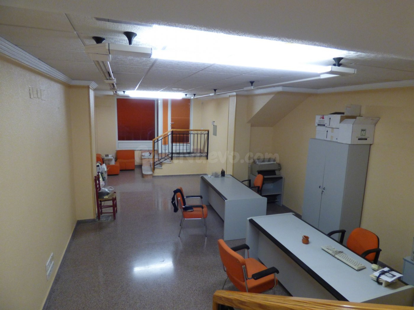 Local comercial 130m² en alquiler - Avenida de chapí - foto 2
