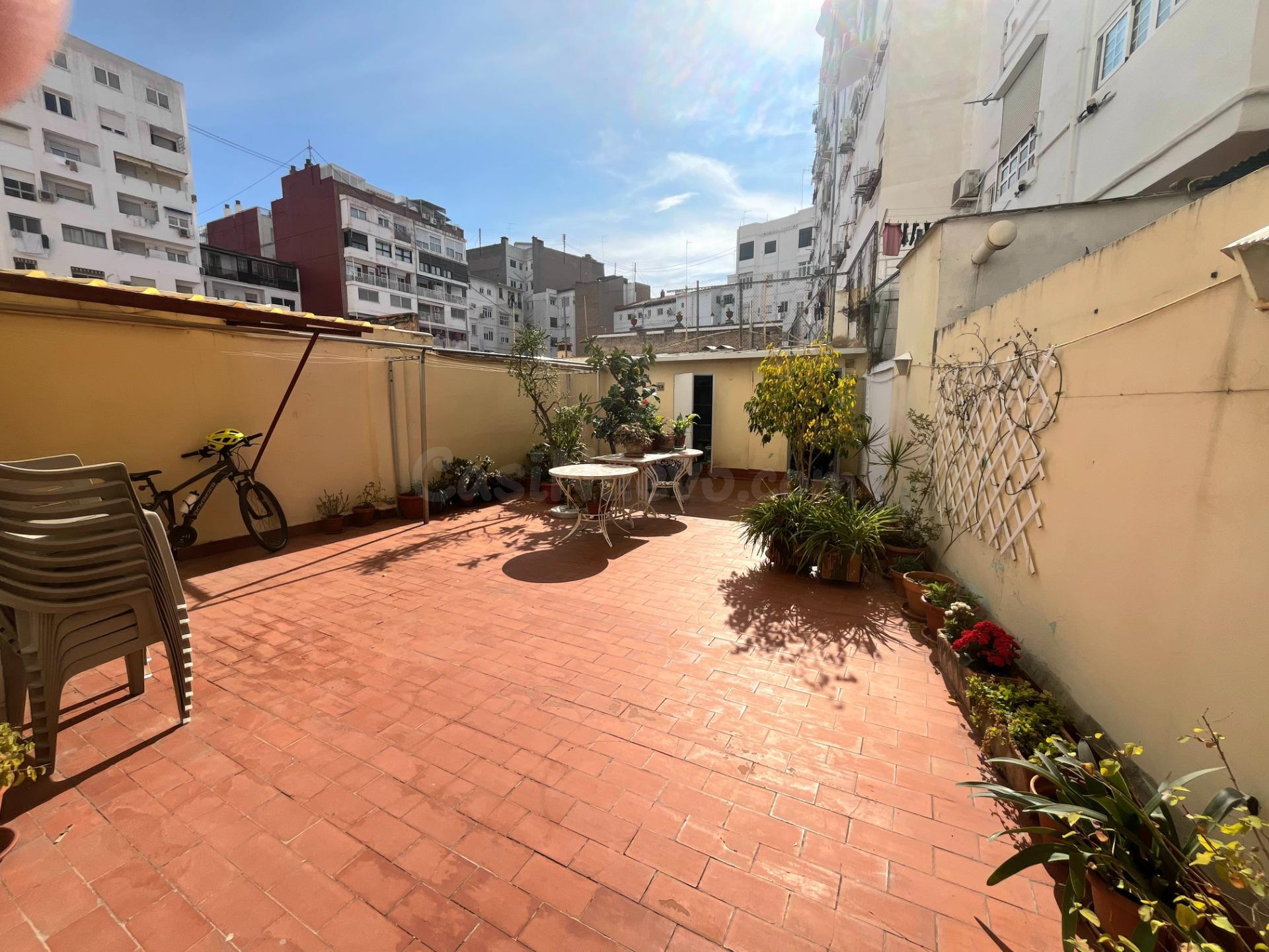 Venta de piso en Valencia. Zona El Pilar - foto 2