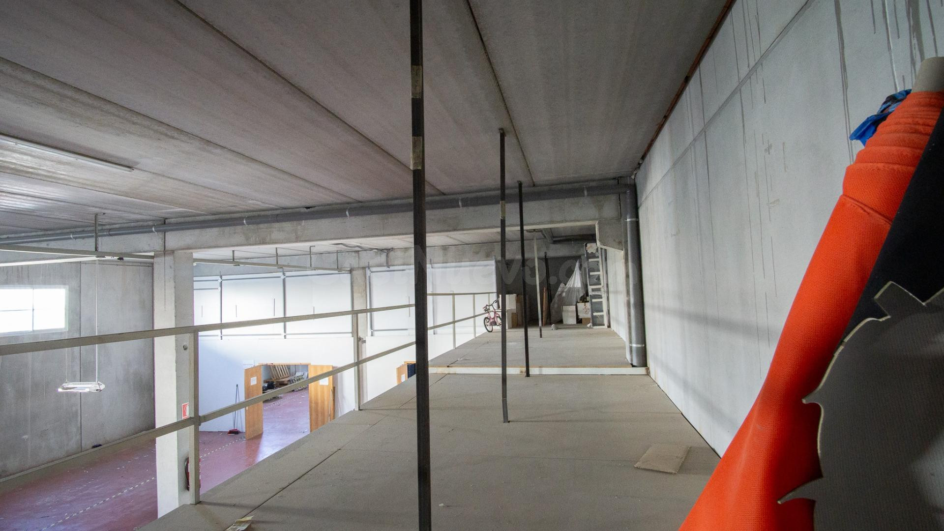 Nave Industrial, en ubicación excelente, próxima a la autoví - foto 5