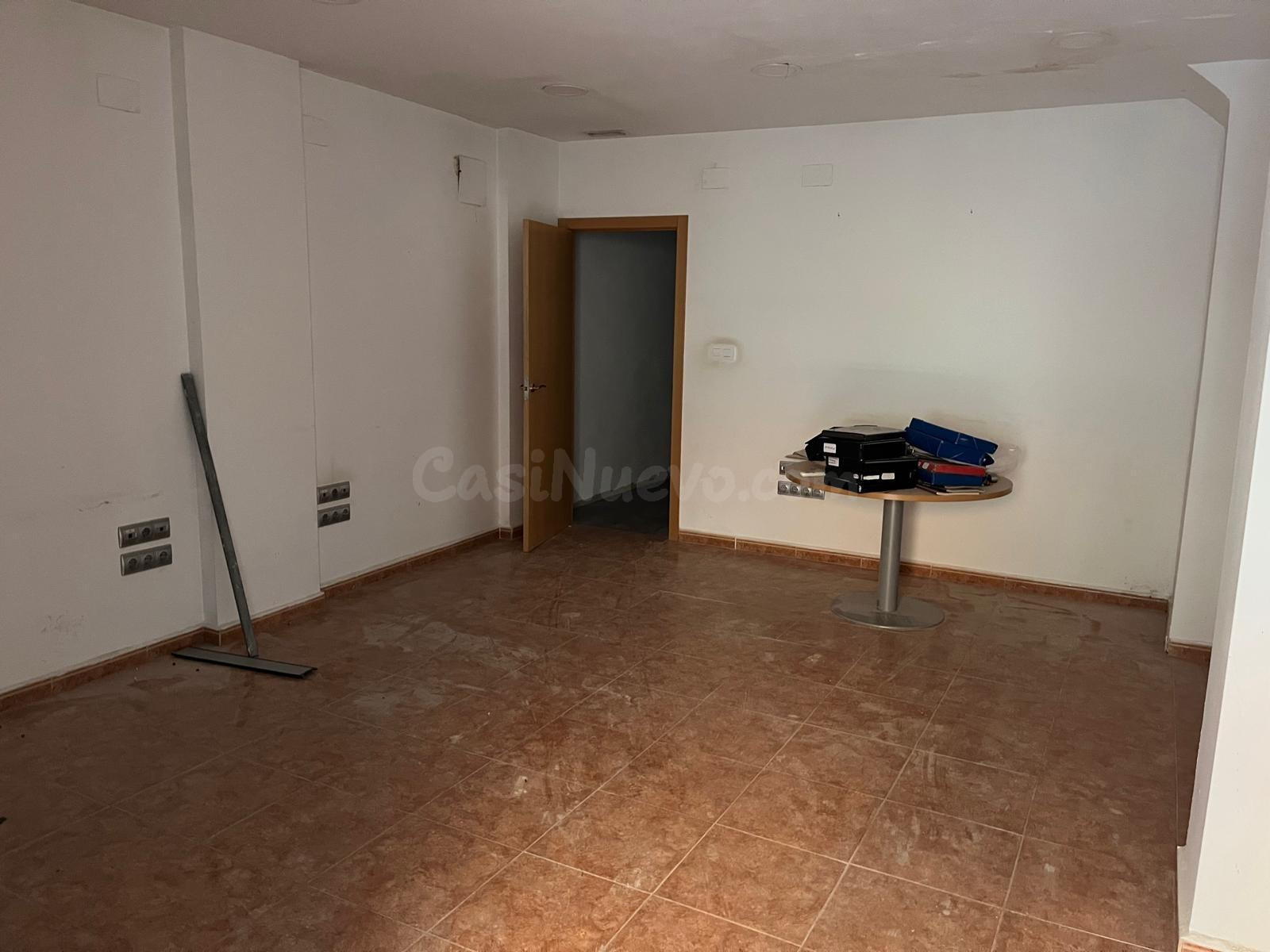 21inmobiliarias vende este local en perfecto estado cerca de