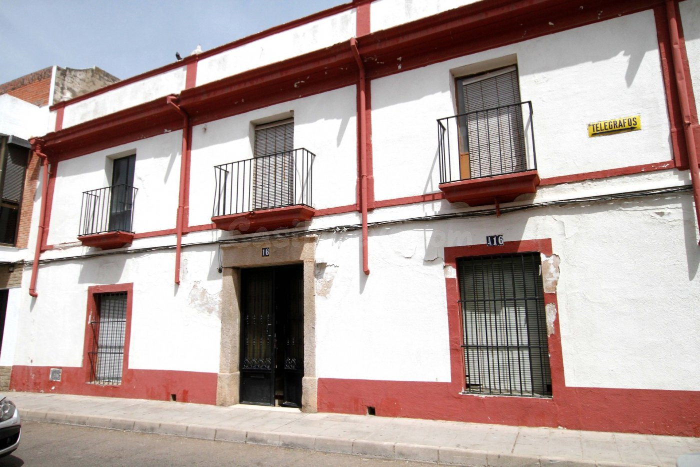 Gran casa en el centro de Montijo - foto 2