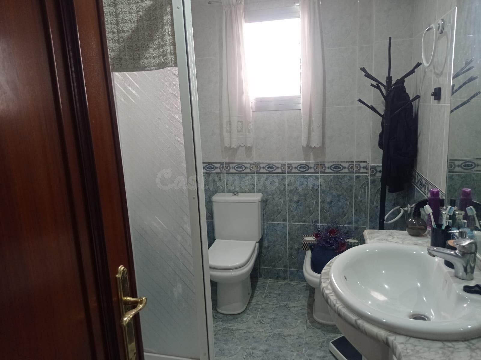 21 Inmobiliarias vende este piso en zona ayuntamiento con as - foto 5