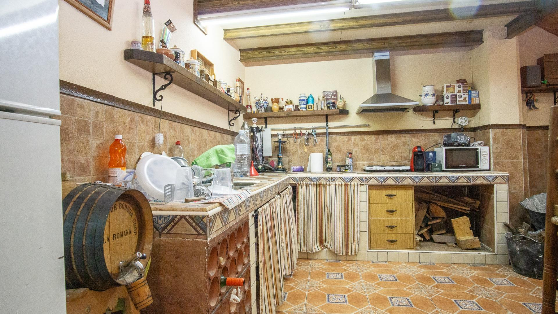 Local con posibilidad de cambio de uso a vivienda – Zona Pab - foto 3
