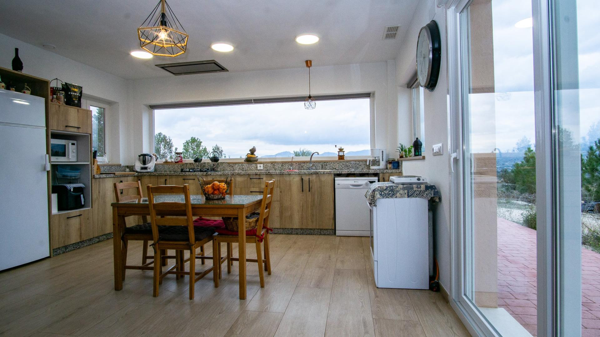 Chalet de obra nueva en venta entre Elda y Sax – listo para  - foto 5