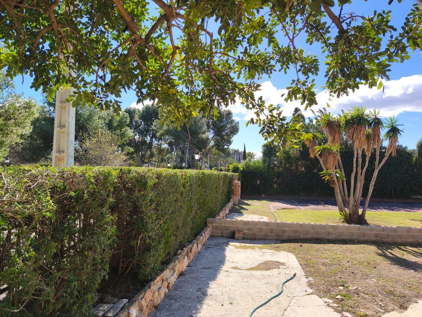 TERRENO URBANO EN RESIDENCIAL JUNTO A SIERRA CALDERONA - foto 4