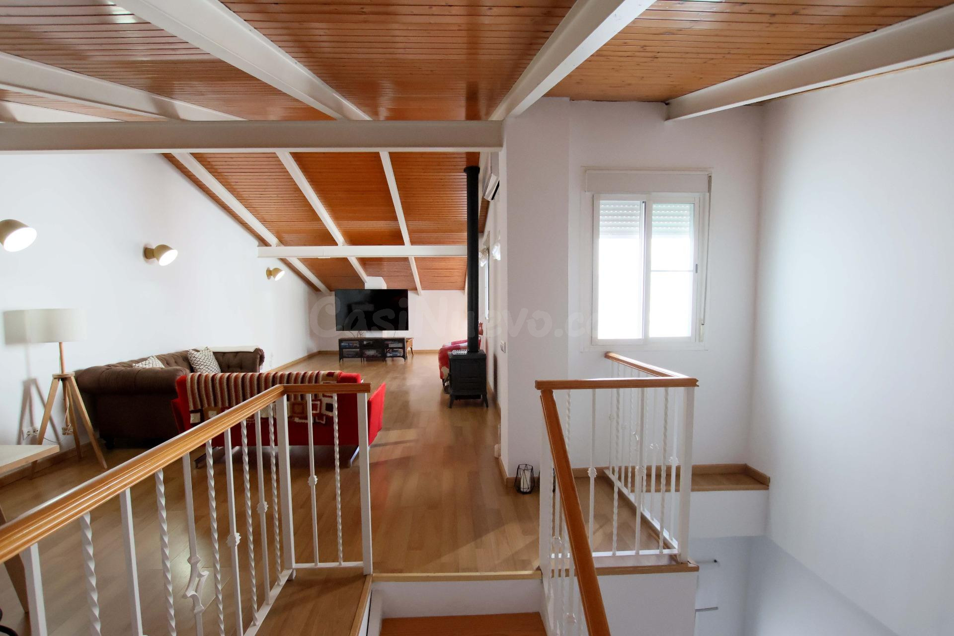 Fantástico piso tipo dúplex con gran terraza, ascensor, gara - foto 4