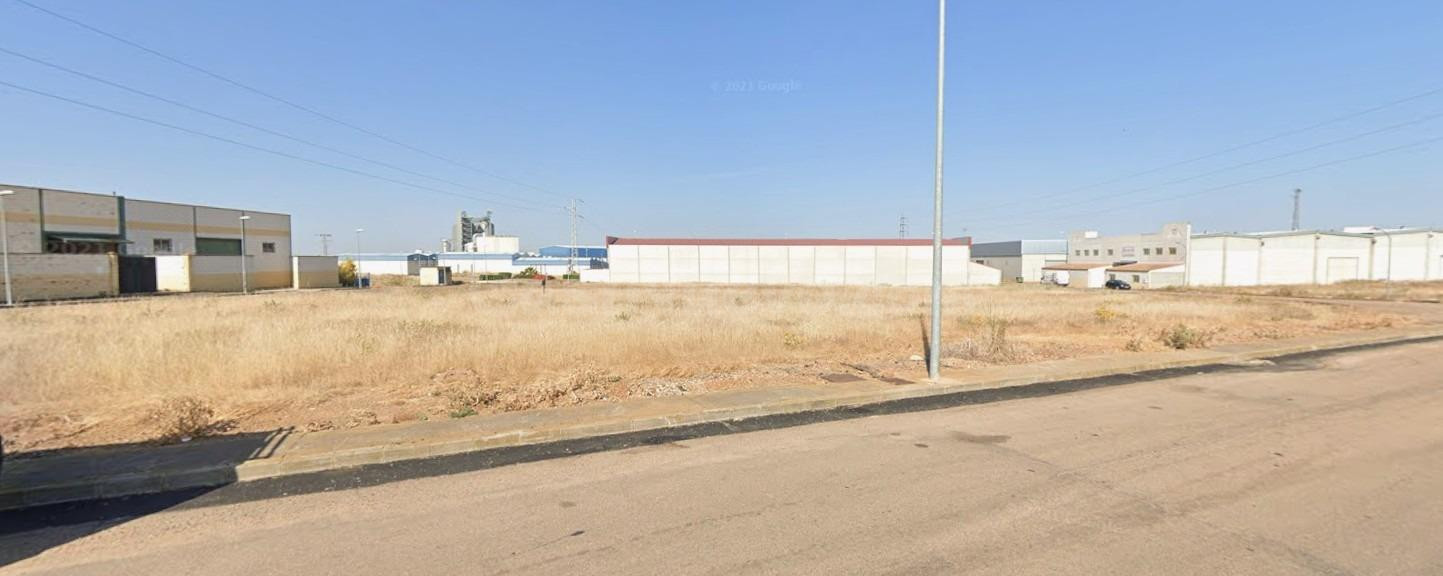 Oportunidad única: Dos solares urbanos unidos en el Polígono - foto 4