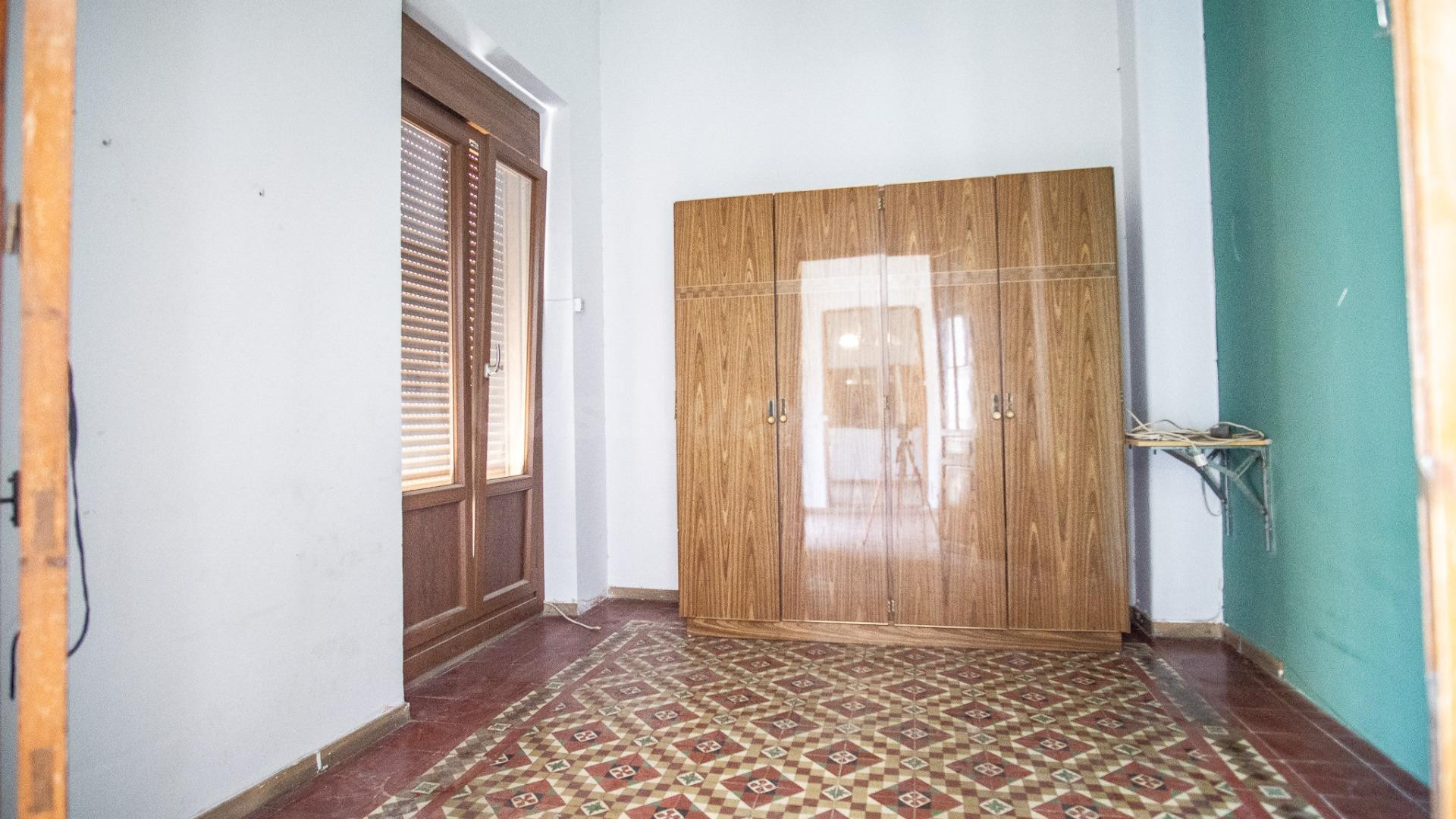 Piso de 151 m2 en primera planta junto al Ayuntamiento de El - foto 4