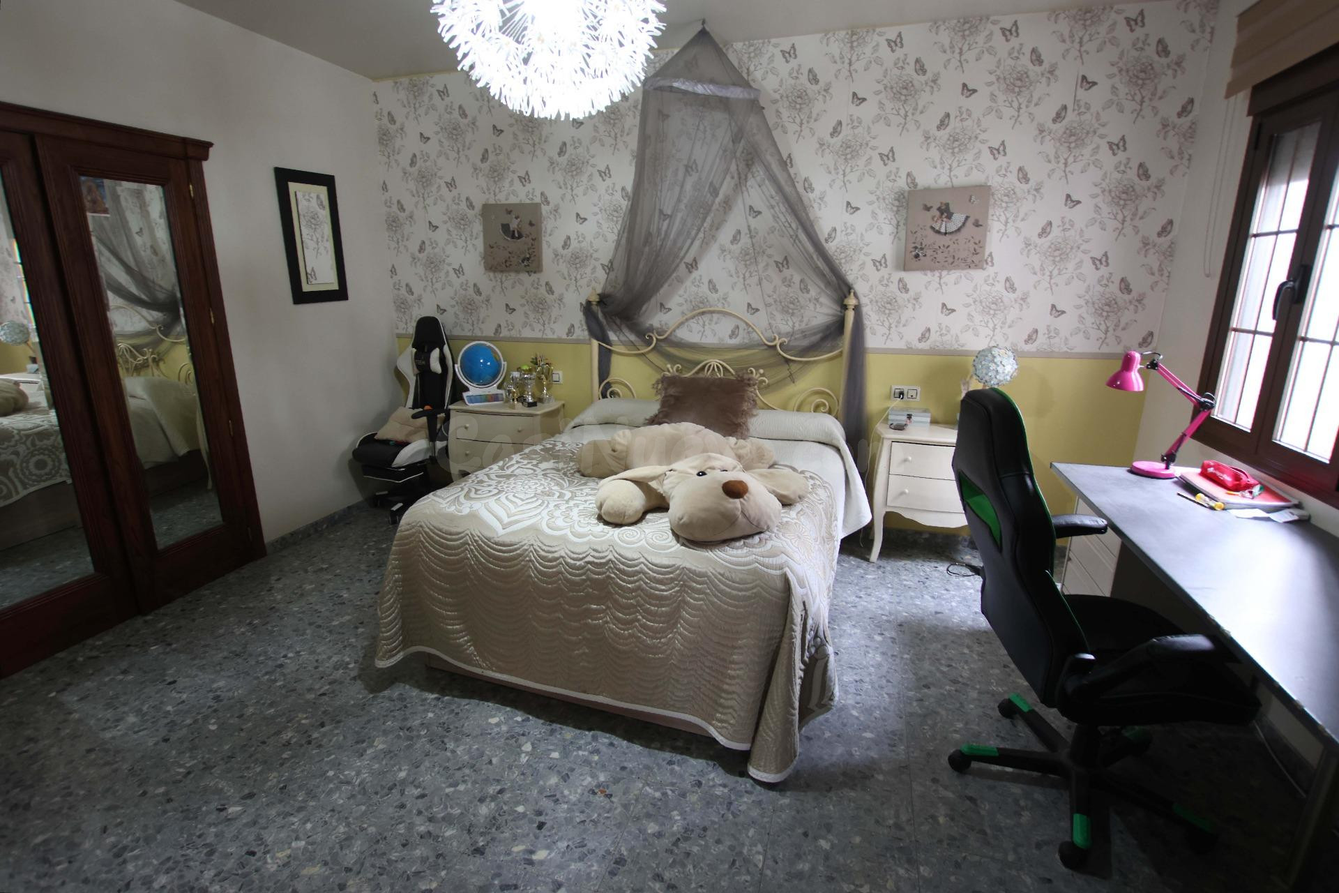 PISO PARA ENTRAR A VIVIR DE MAS DE 200 M, EN MONTIJO - foto 5