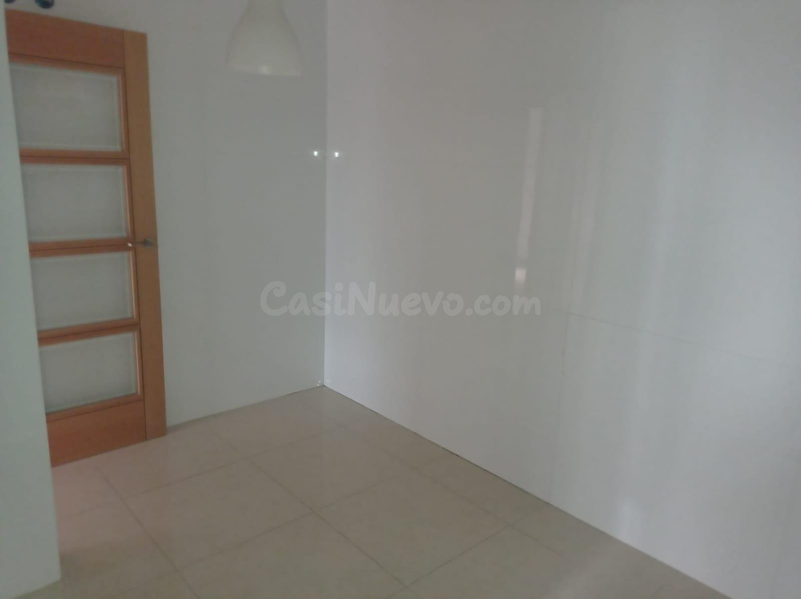 21 Inmobiliarias vende piso seminuevo , con garaje en plena  - foto 4