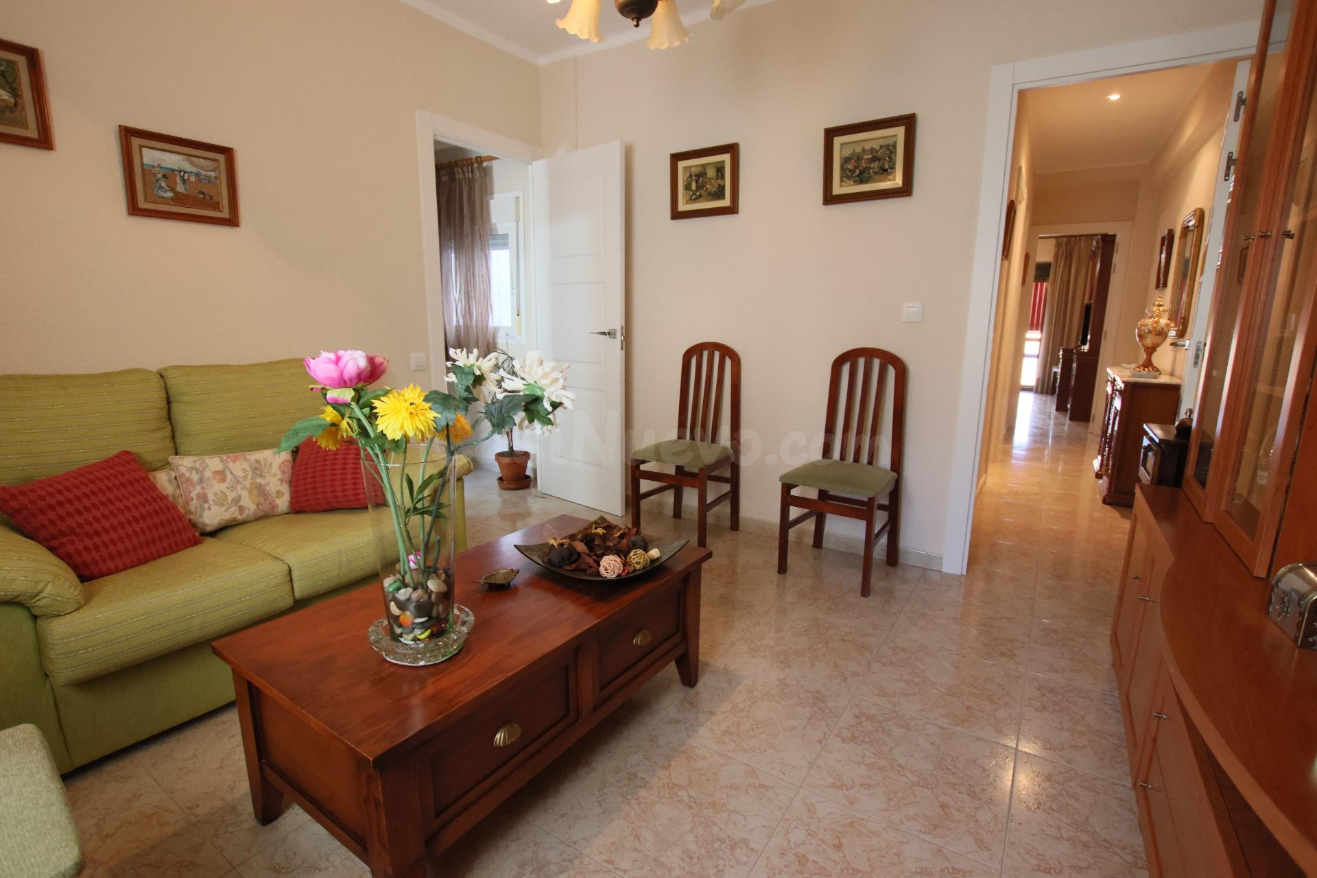 Piso en Avda Carolina Coronado - foto 3