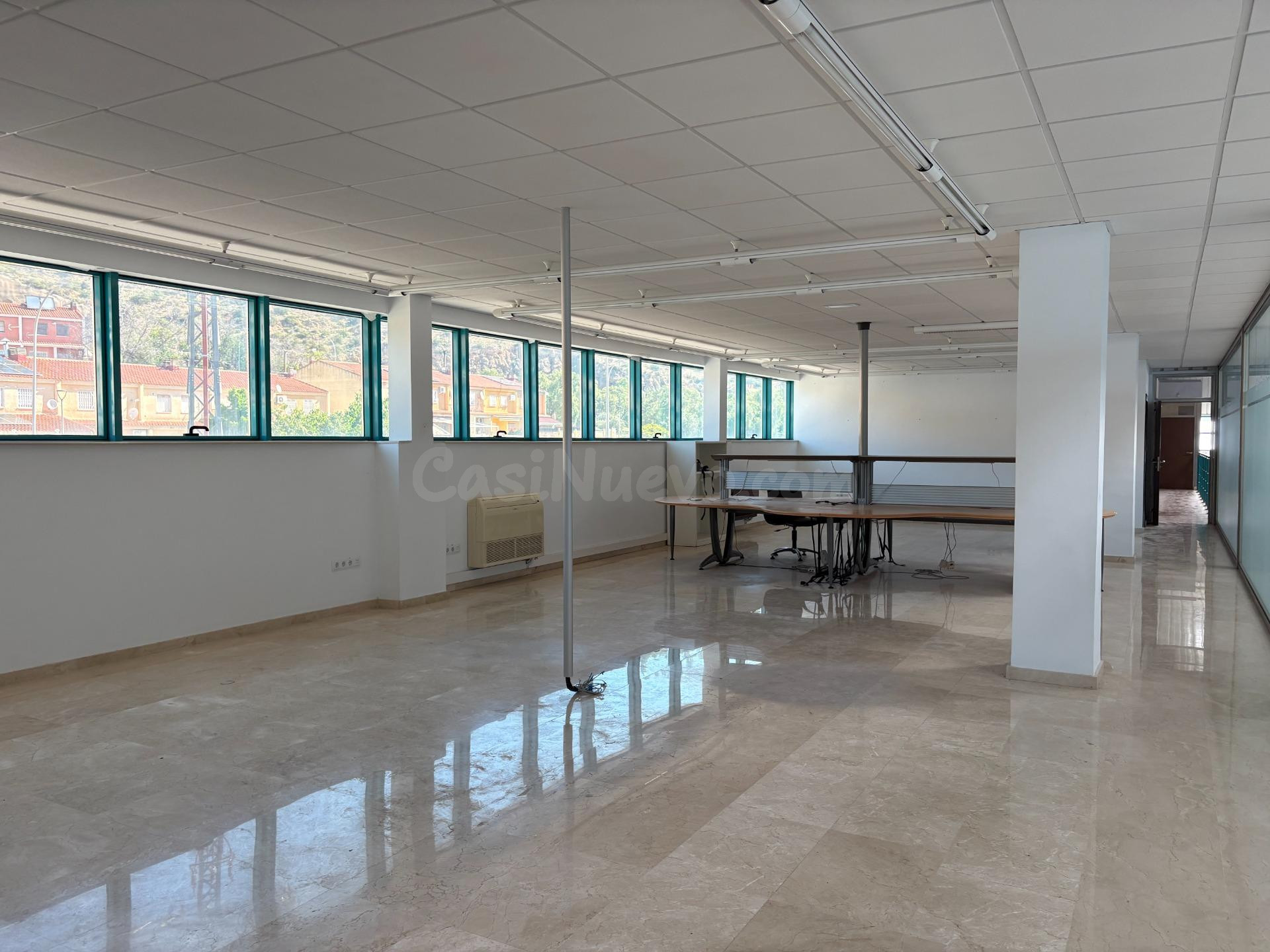 Nave industrial, ideal para almacén y oficinas - foto 4