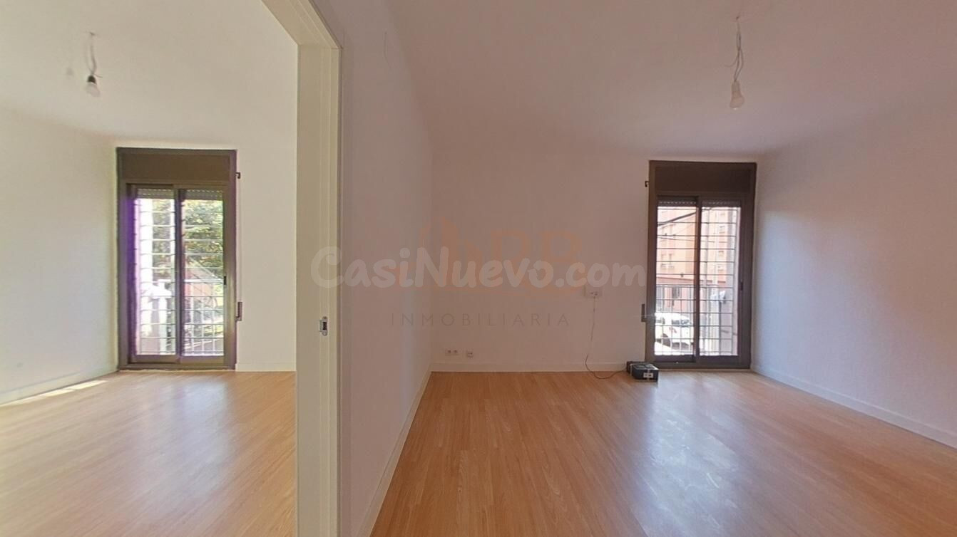 Sol todo el día y parquet: el piso que se alquila solo - foto 2