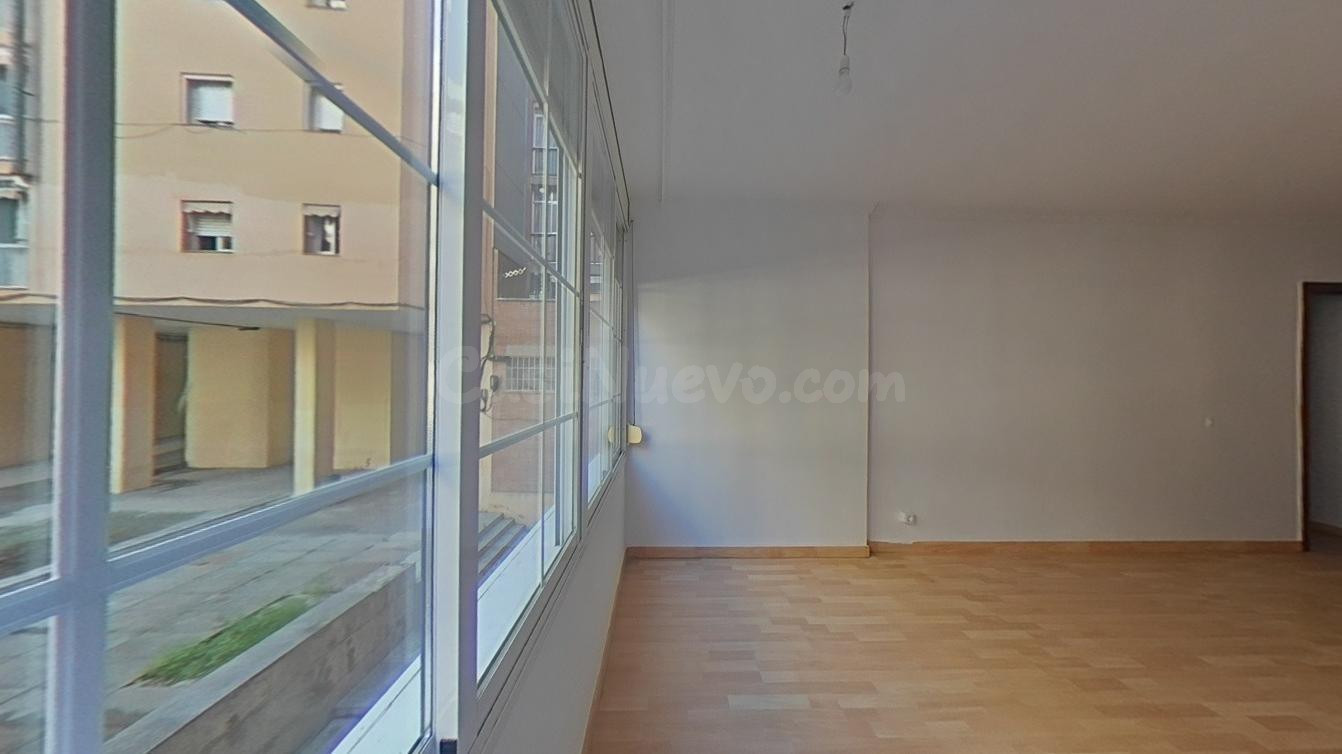 4 habitaciones + patio privado: el piso práctico que encaja 