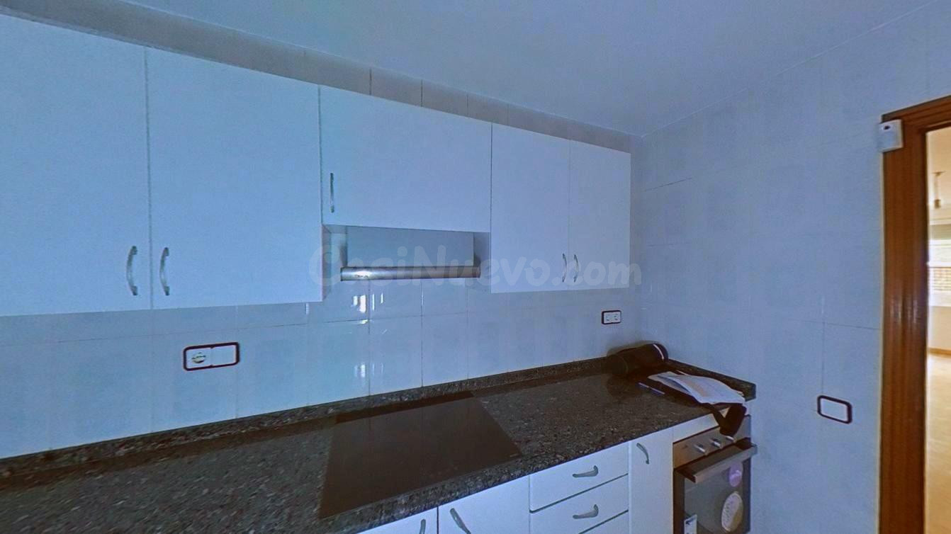 4 habitaciones + patio privado: el piso práctico que encaja  - foto 5