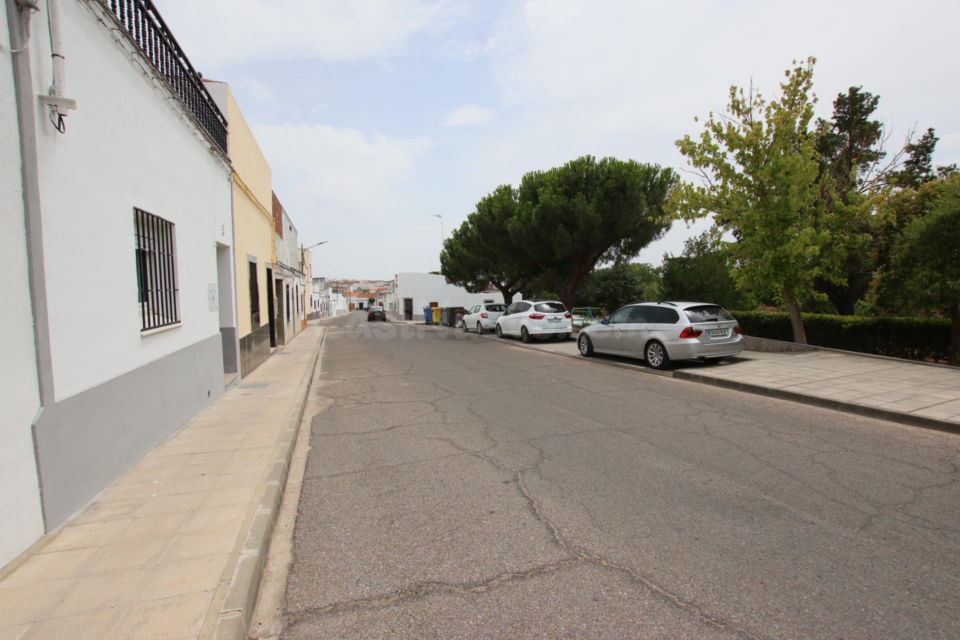 CASA EN ZONA EL VALLE - MONTIJO - foto 5