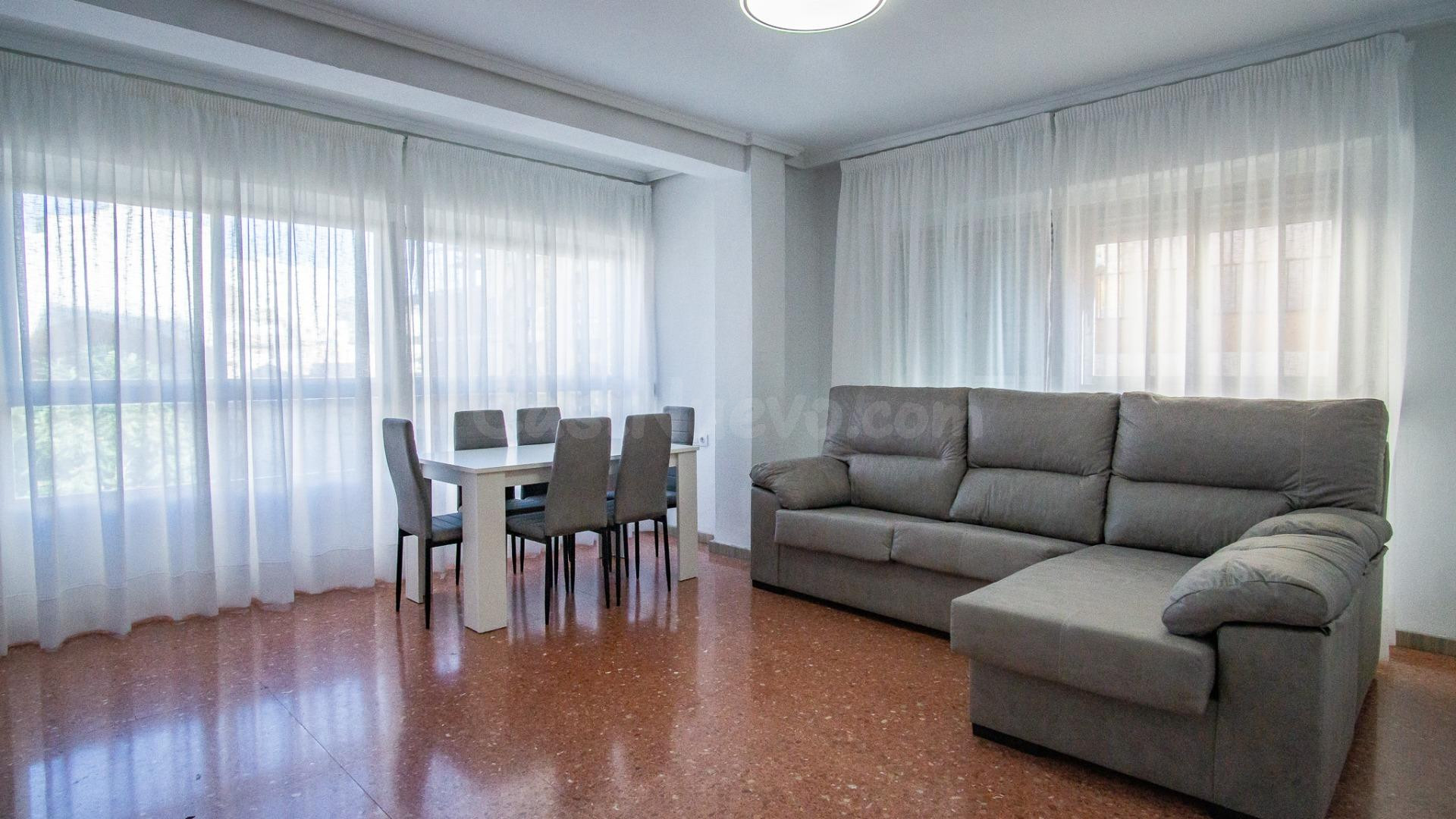 Piso alquiler zona avd. Chapí de Elda