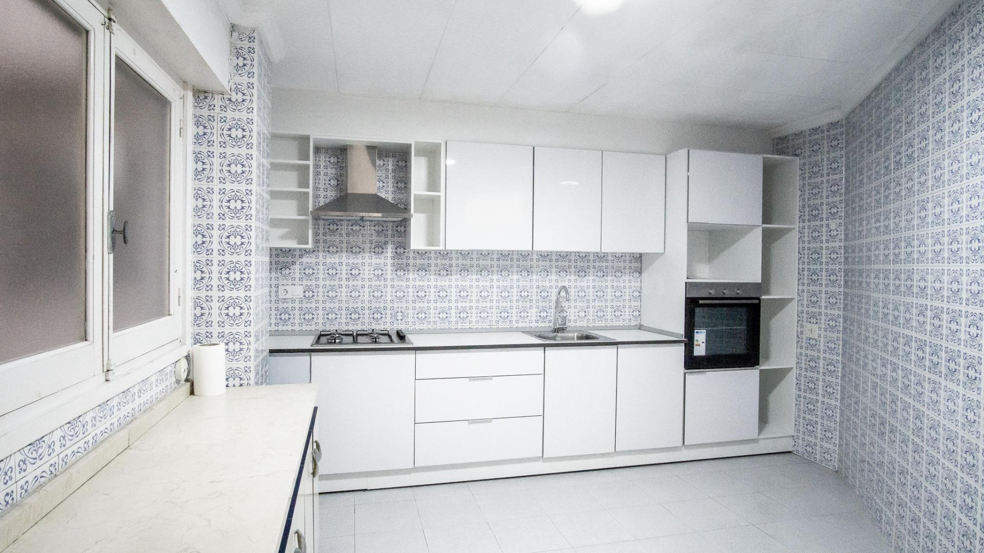 Piso alquiler zona avd. Chapí de Elda - foto 3