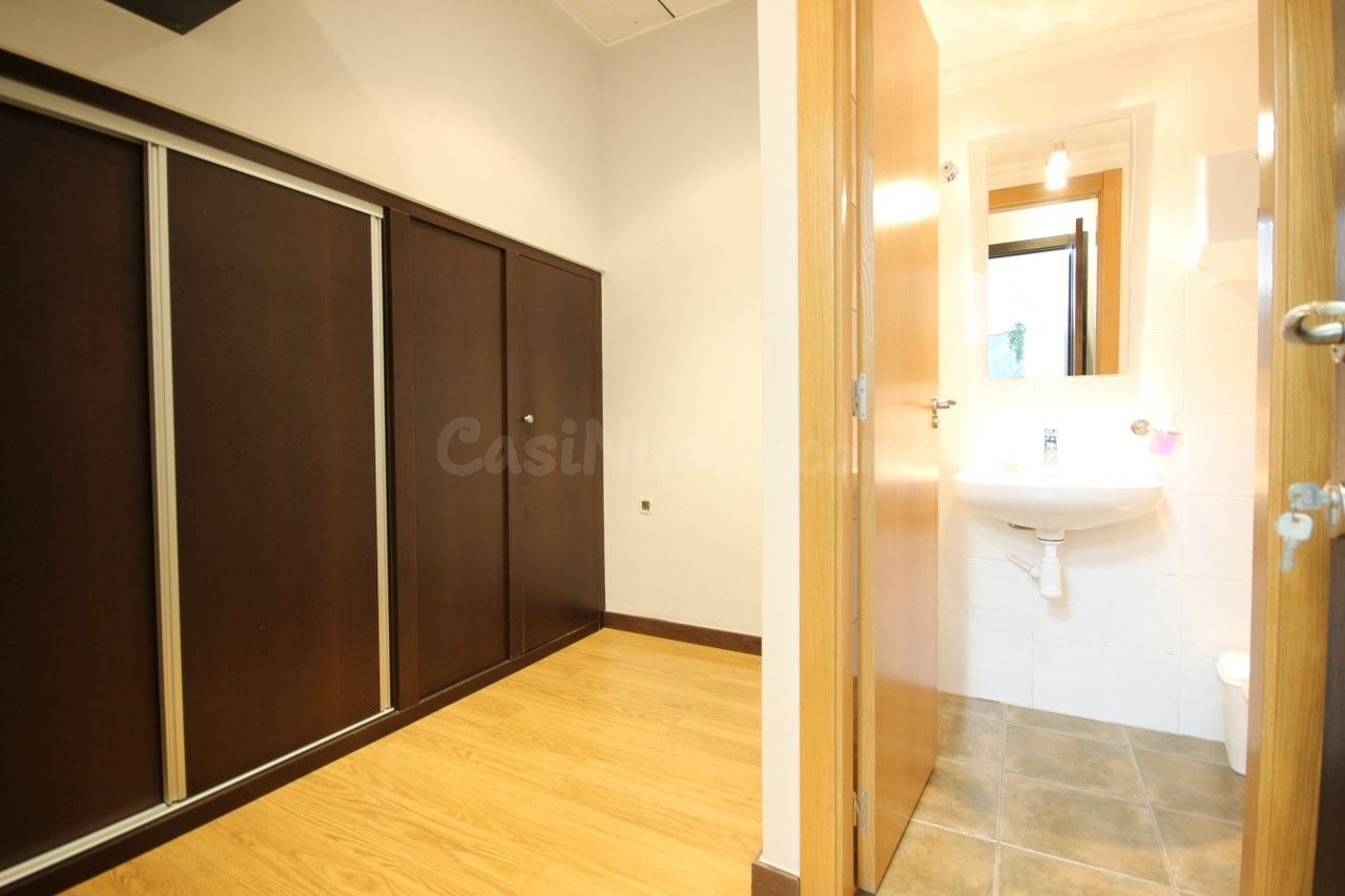 Oportunidad de local Comercial en Petrer - Zona 9 de Octubre - foto 2