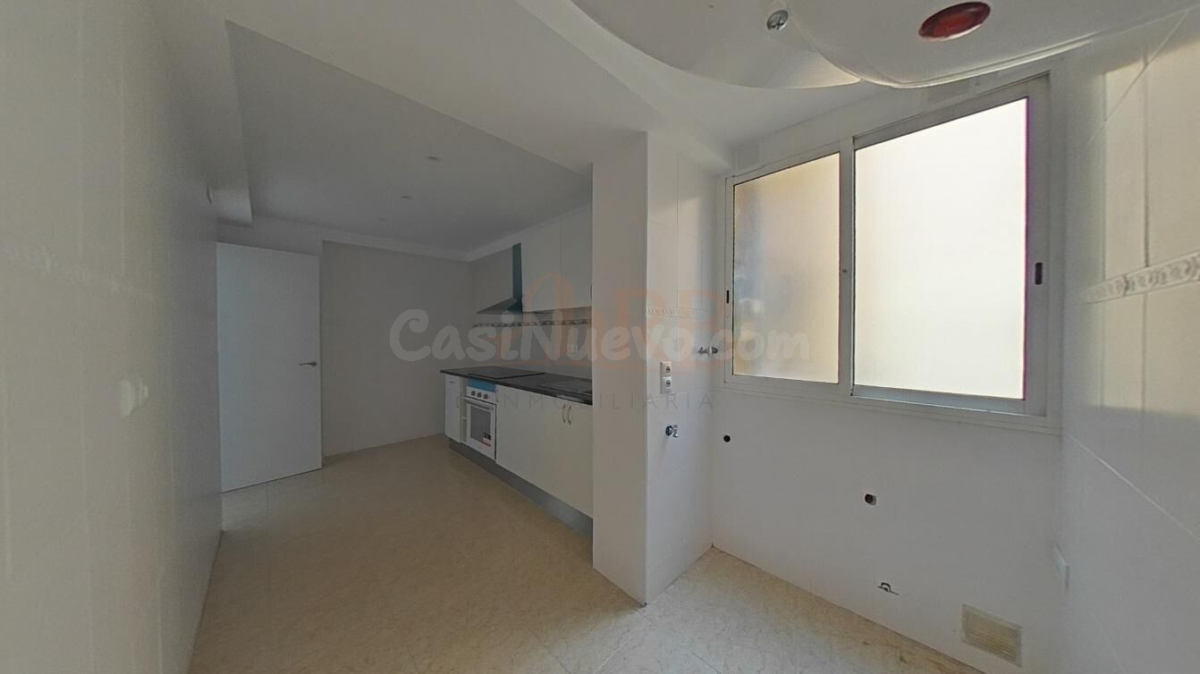 El piso que lo tiene todo: 4 habitaciones, terraza y reforma - foto 3