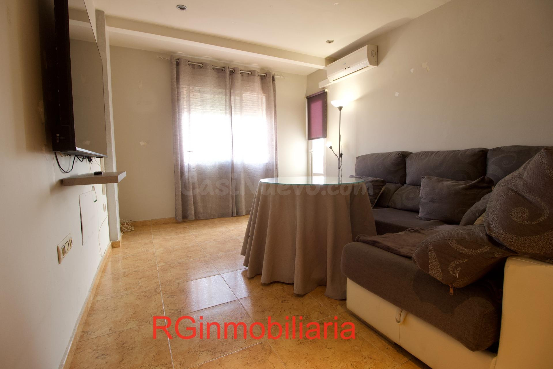 Luminoso piso con un gran balcon cercano al centro - foto 5