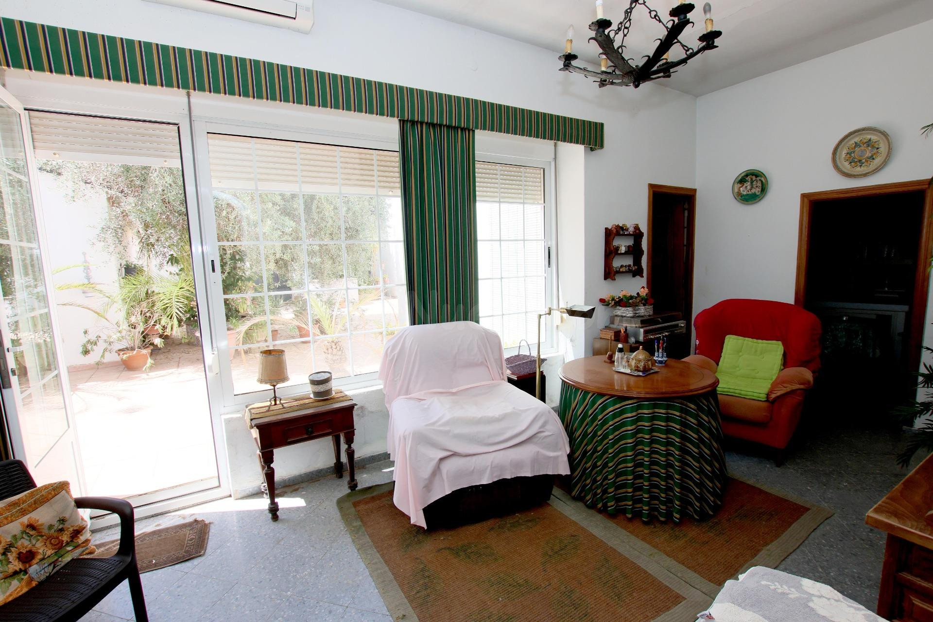 Casa en planta baja en Puebla de la Calzada - foto 2