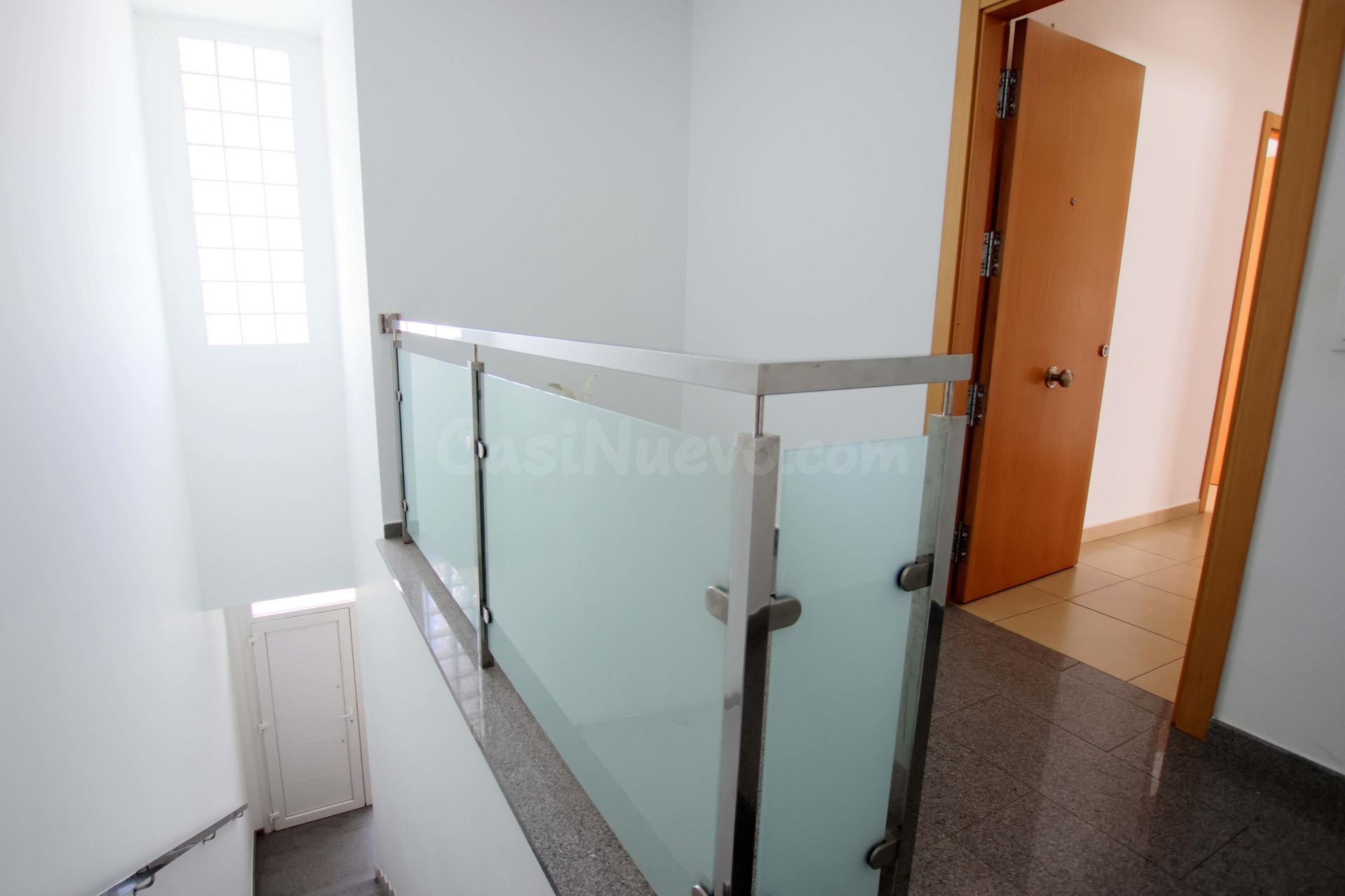 Fantástico piso con patio y amplio garaje - foto 5