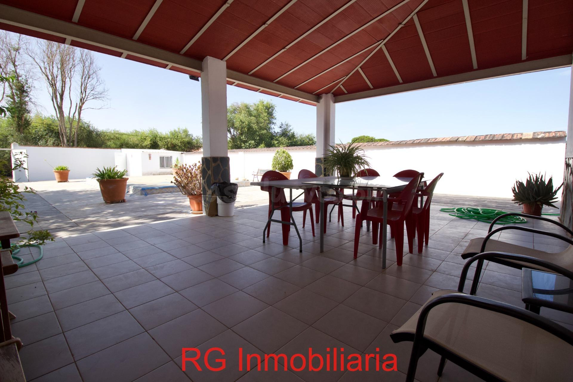 Excelente casa de campo de construcción reciente en Las Aren - foto 4