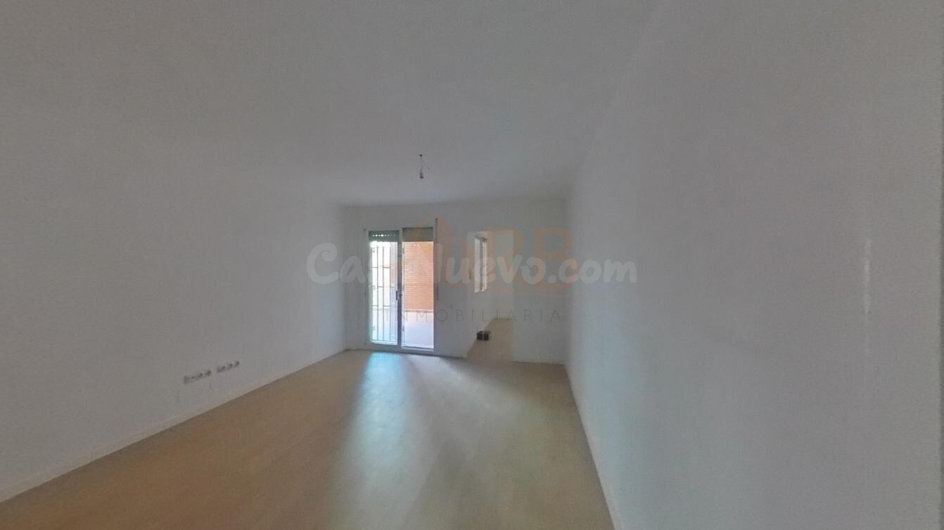 AMPLIA VIVIENDA CON TERRAZA PARA INVERSORES - foto 3