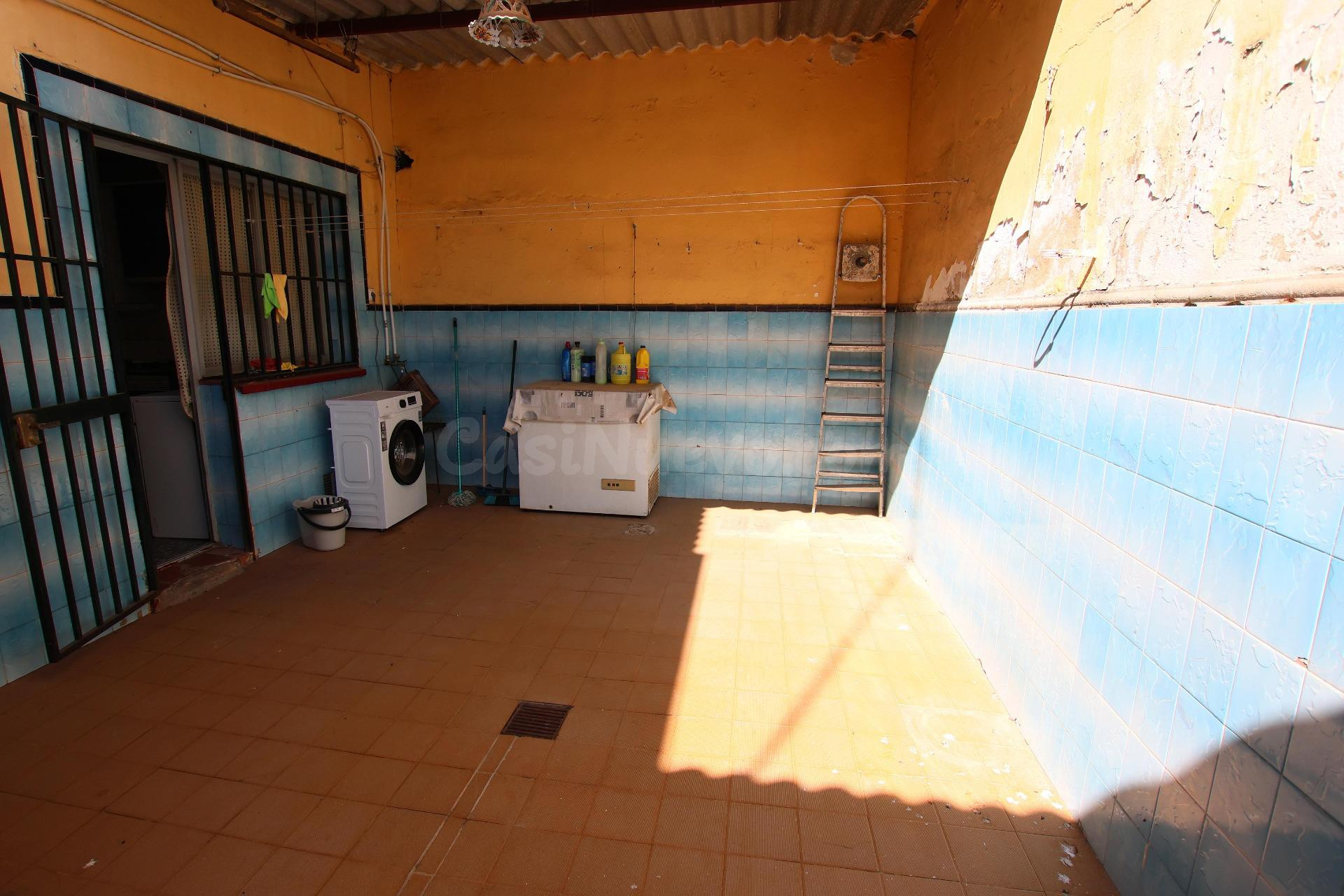 Casa tipo dúplex en Puebla de la Calzada.