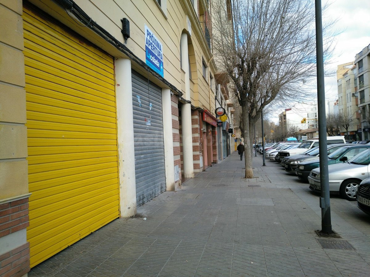 LOCAL COMERCIAL EN CALLE CORREDERA - foto 2