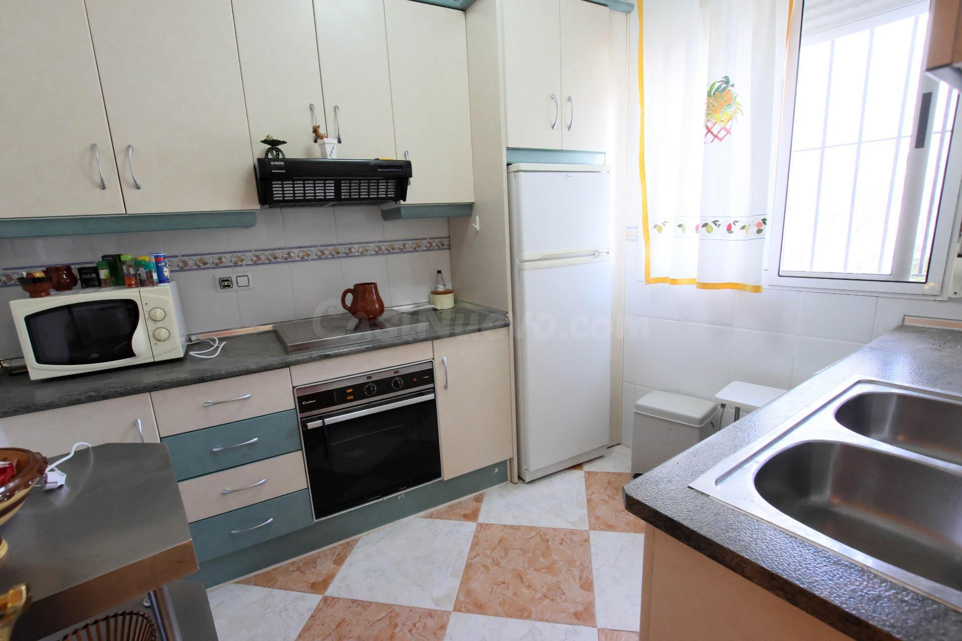 CASA EN PLANTA BAJA PARA ENTRAR A VIVIR, LOBÓN - foto 4