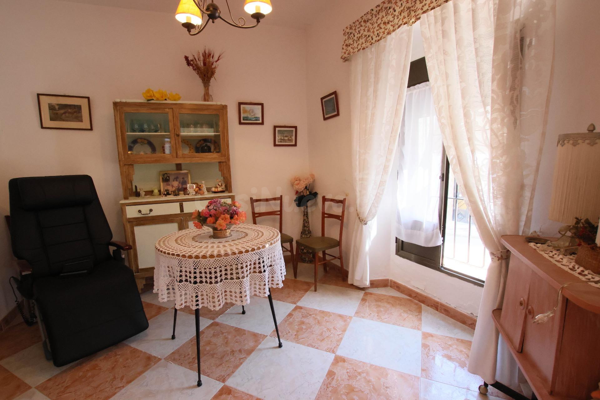 CASA EN PLANTA BAJA PARA ENTRAR A VIVIR, LOBÓN - foto 5
