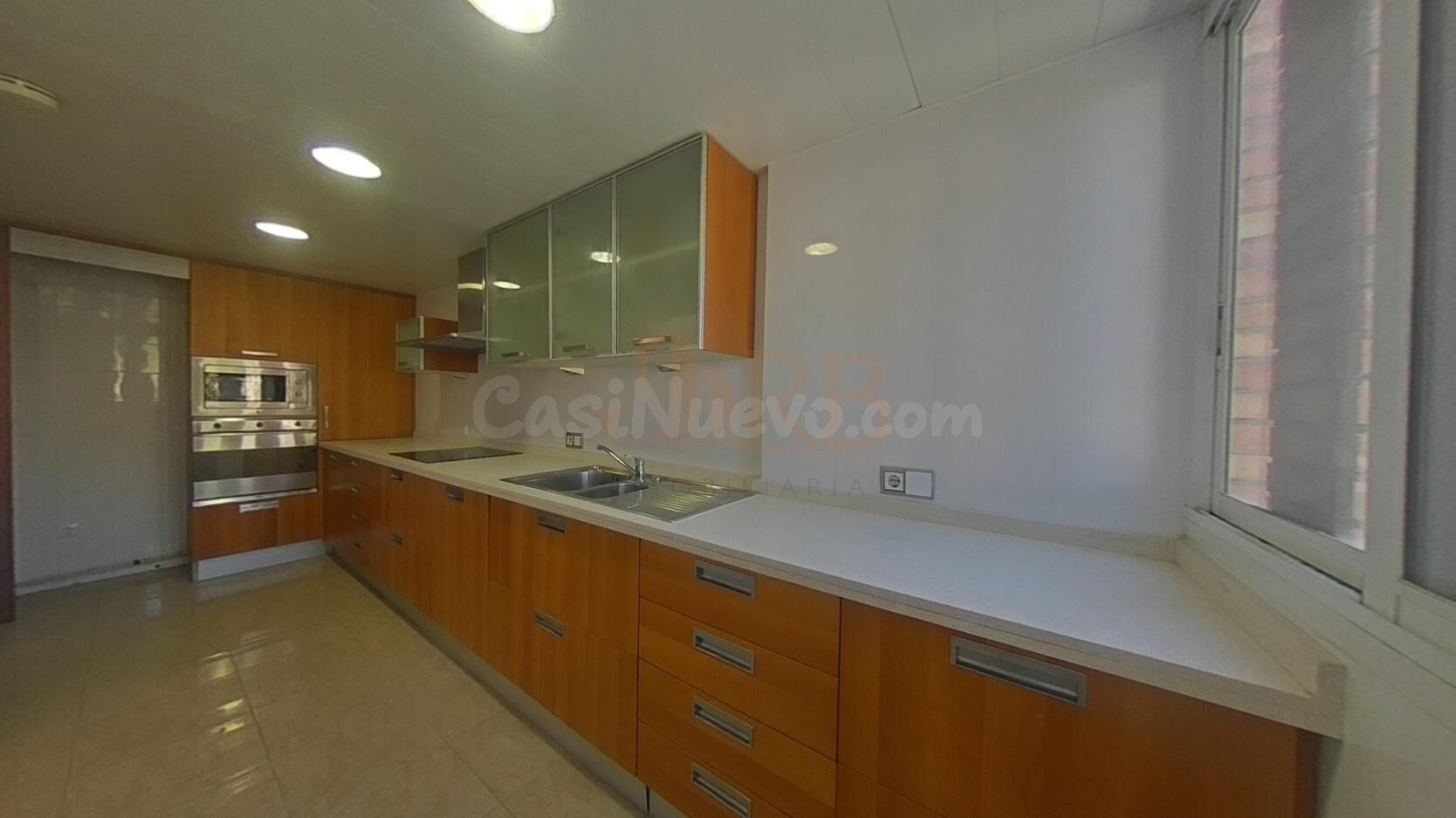 Castelldefels Playa: inversión “a dos pasos del mar” con ren - foto 5