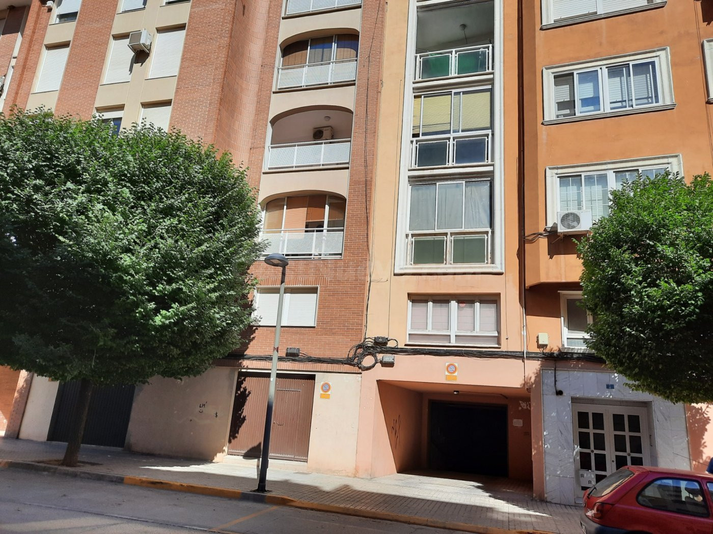 Garaje 15m² en venta - Puerta de valencia