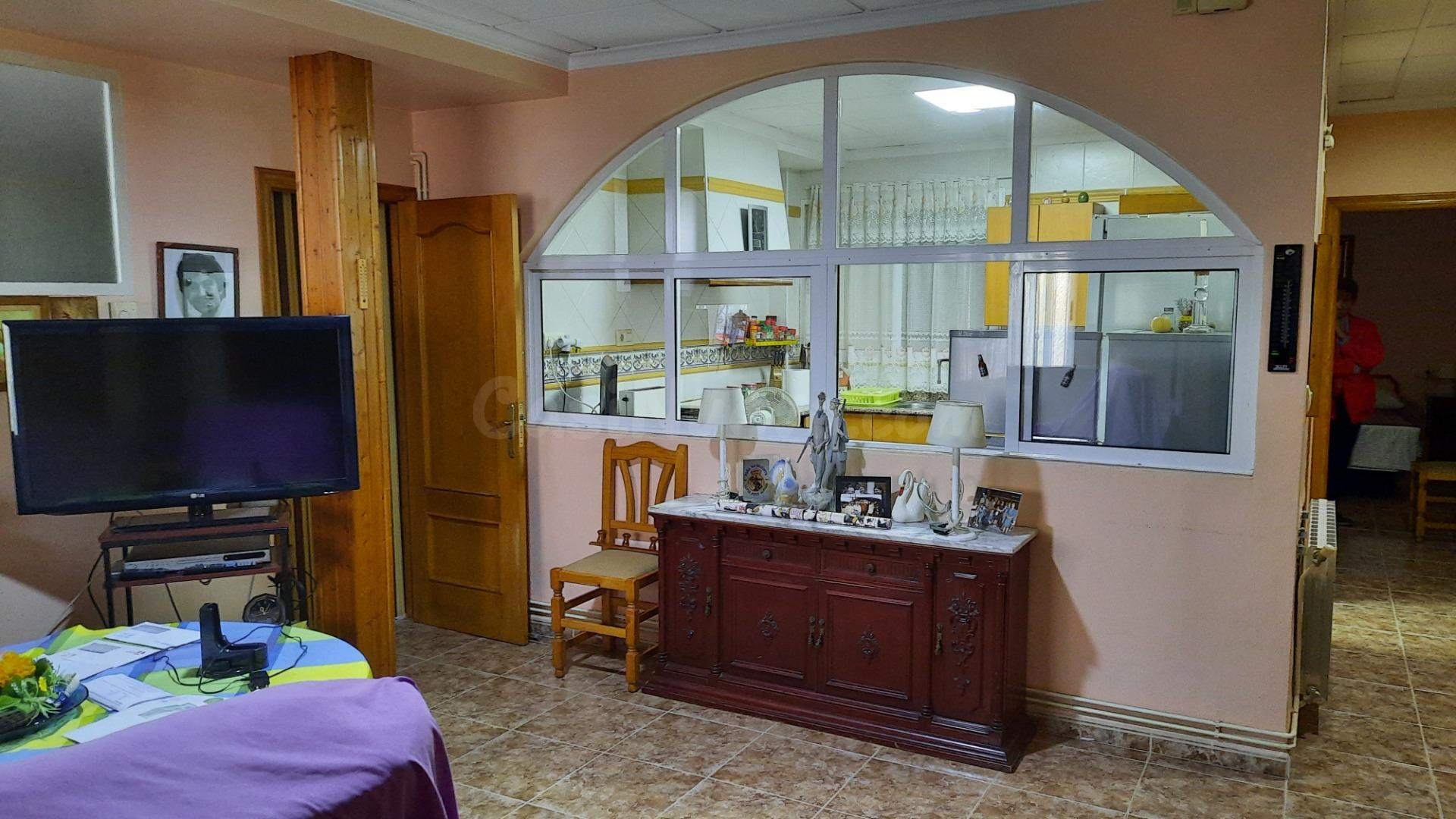 Casa 3 habitaciones 270m² en venta - Centro - foto 3