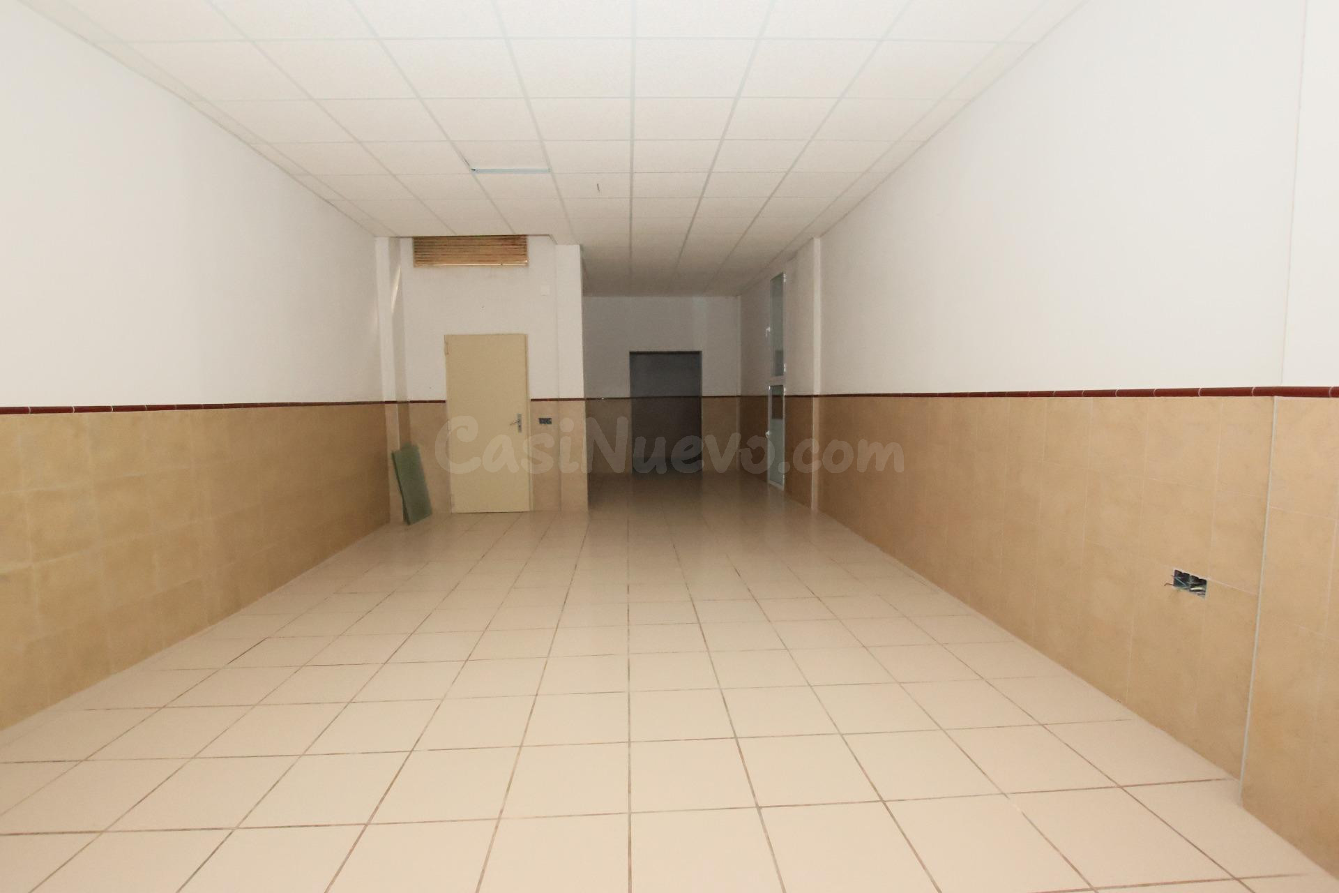 PRECIOSA CASA A POCOS METROS DEL CENTRO.(MONTIJO) - foto 3