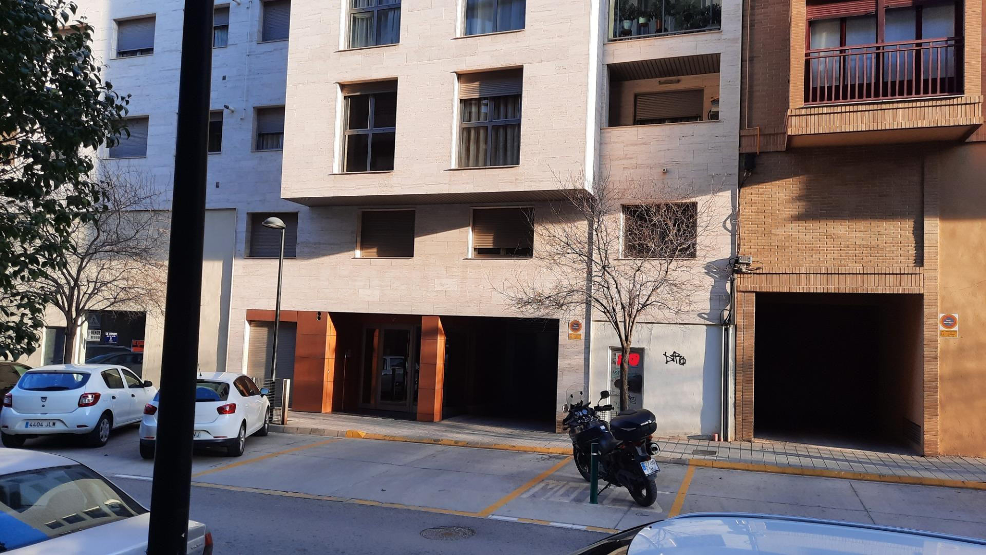 Garaje 18m² en venta - Centro