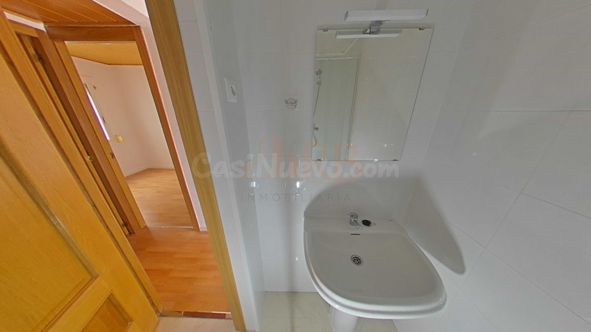 Acogedor piso, reformado. 6,2 de rentabilidad. - foto 5