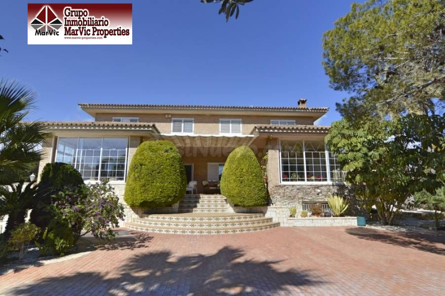 Chalet en La Nucia