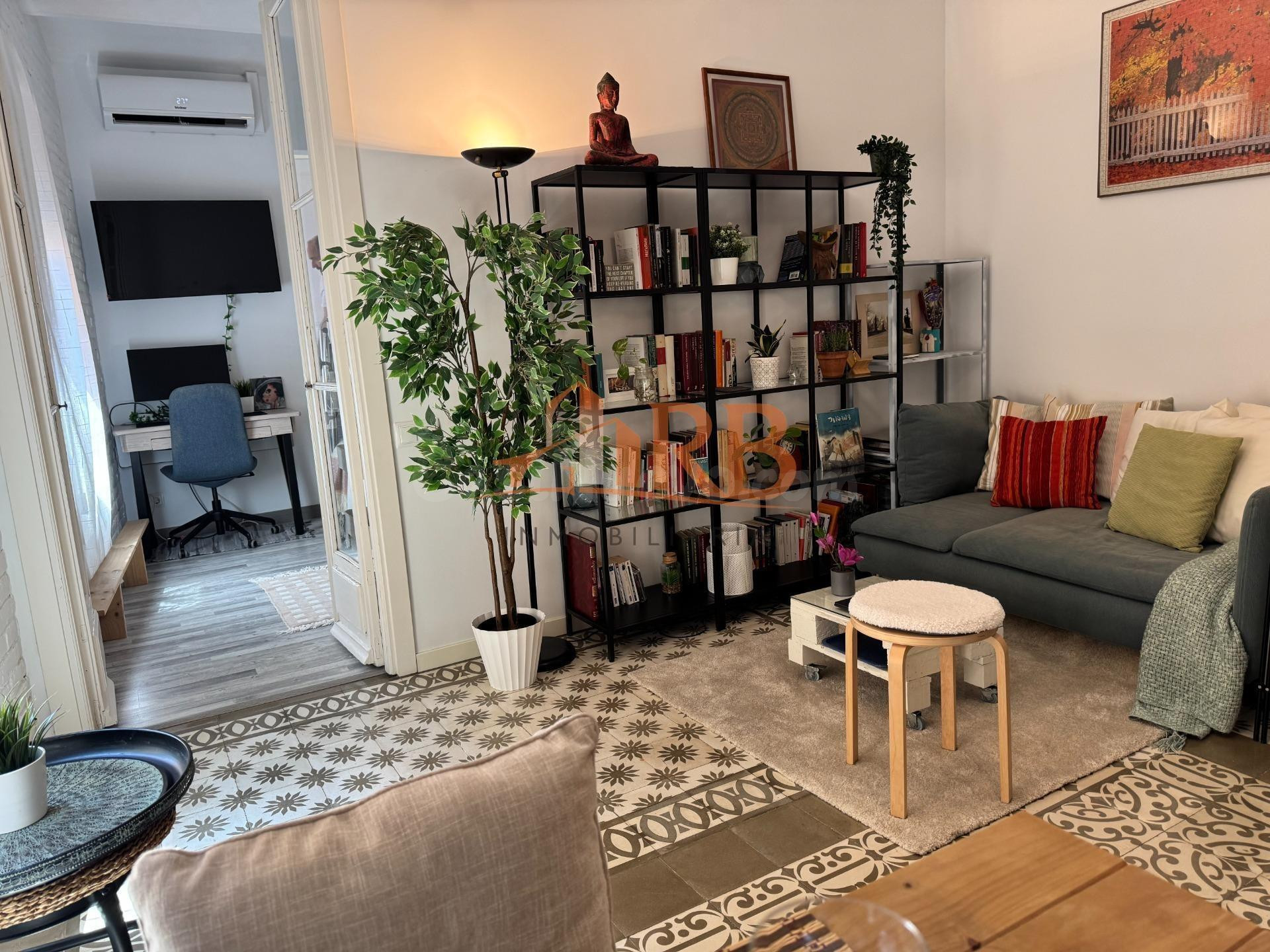 Tu refugio urbanita en el corazón de Sants - foto 3