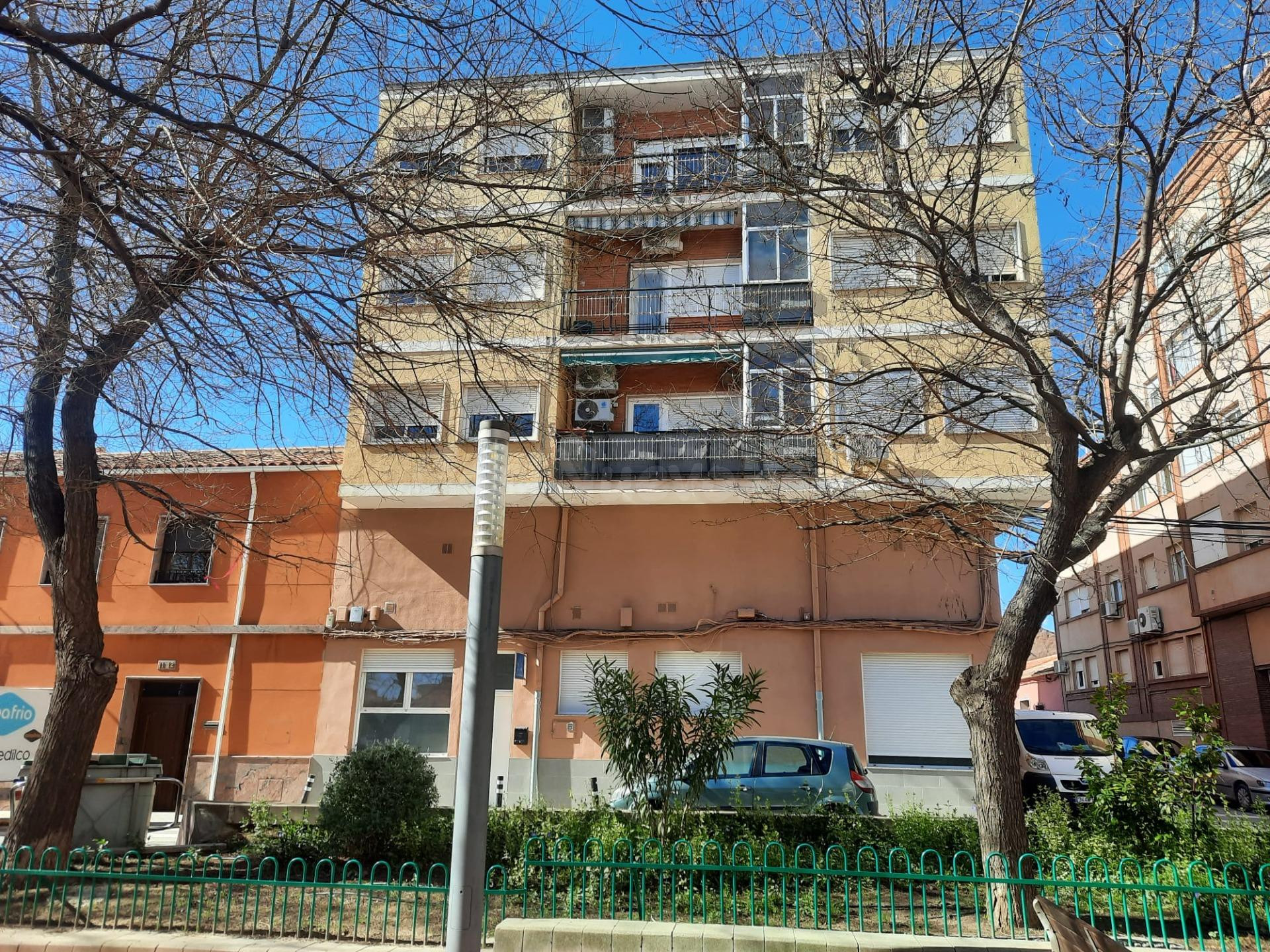 VIVIENDA CON VISTAS AL PARQUE Y AL CASTILLO DE ALMANSA