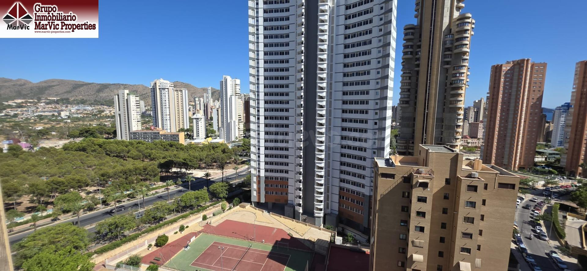 Piso 3 dormitorios en Benidorm zona Juzgados - foto 2