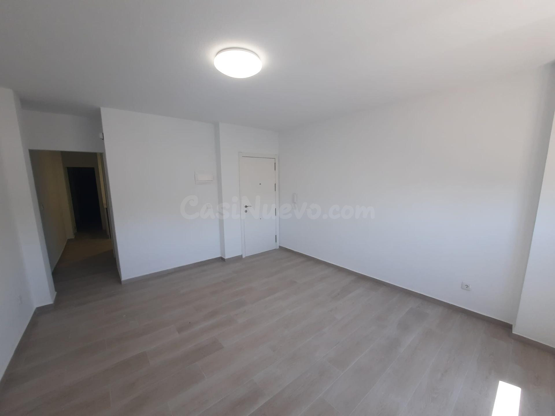 Moderno Piso Reformado en Almansa - Zona San Roque - foto 4