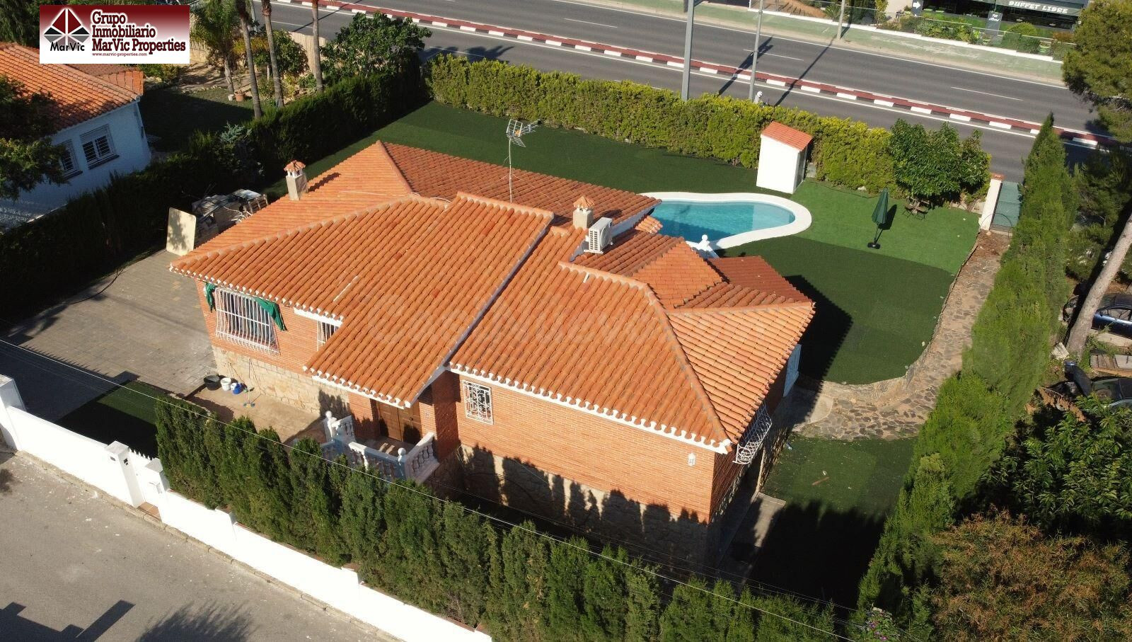Se vende este impresionante chalet en la zona de La Nucía